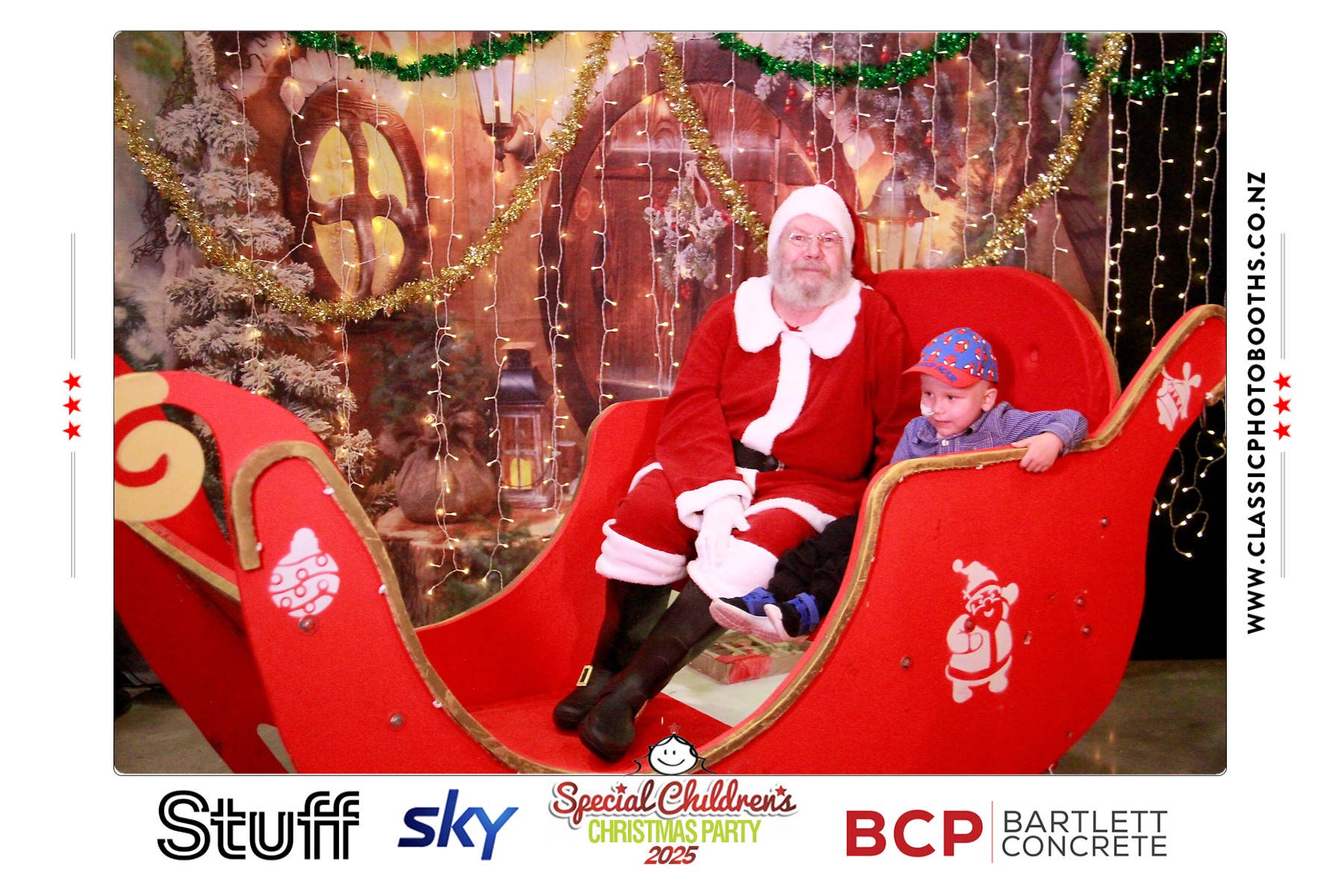 Photos with Santa - SCCP | View more photos from the event at chchgallery.classicphotobooths.co.nz/u/chchcpbgallery/Photos-with-Santa-SCCP
