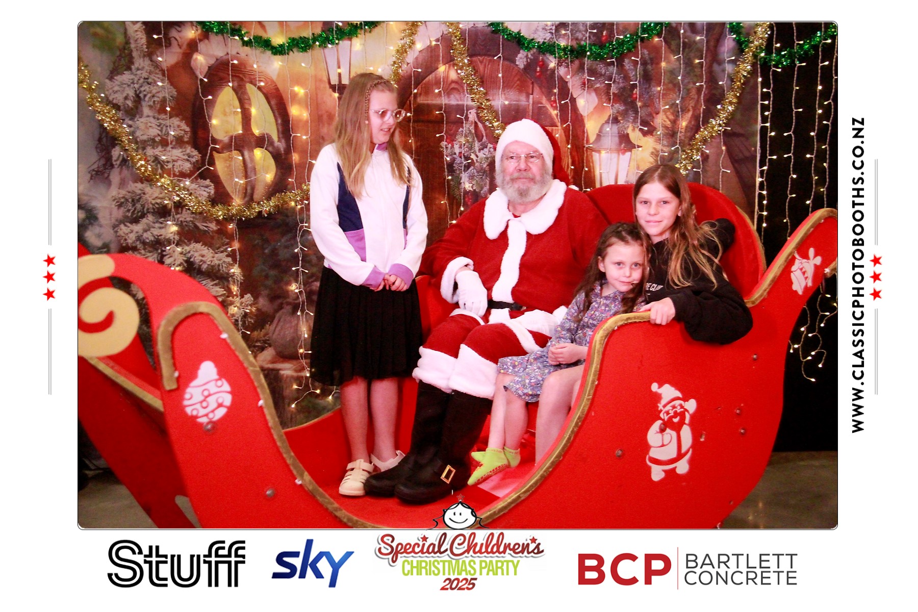 Photos with Santa - SCCP | View more photos from the event at chchgallery.classicphotobooths.co.nz/u/chchcpbgallery/Photos-with-Santa-SCCP