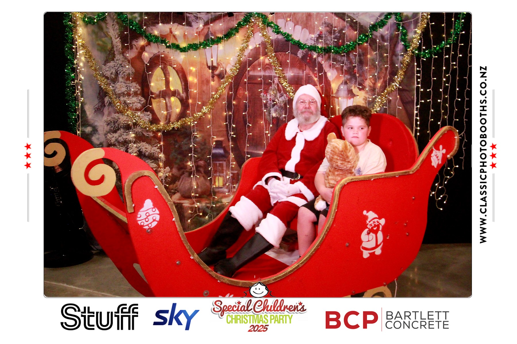 Photos with Santa - SCCP | View more photos from the event at chchgallery.classicphotobooths.co.nz/u/chchcpbgallery/Photos-with-Santa-SCCP