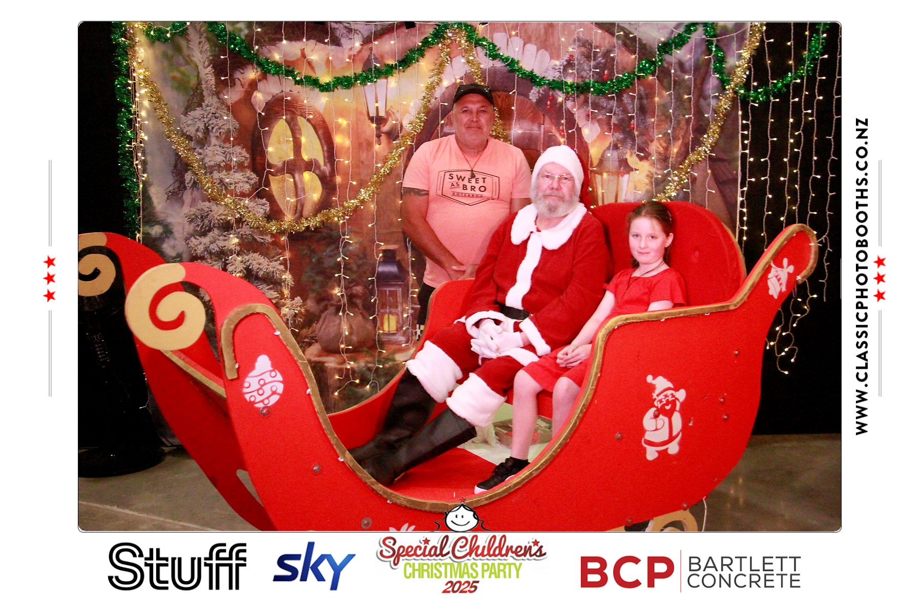 Photos with Santa - SCCP | View more photos from the event at chchgallery.classicphotobooths.co.nz/u/chchcpbgallery/Photos-with-Santa-SCCP