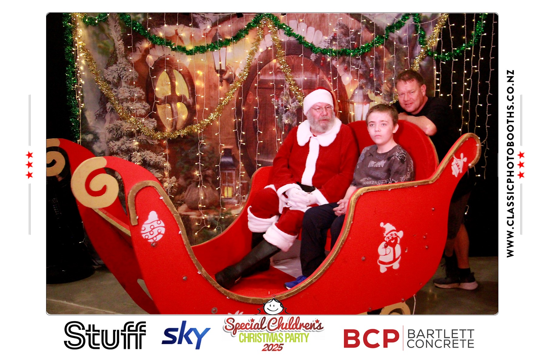 Photos with Santa - SCCP | View more photos from the event at chchgallery.classicphotobooths.co.nz/u/chchcpbgallery/Photos-with-Santa-SCCP