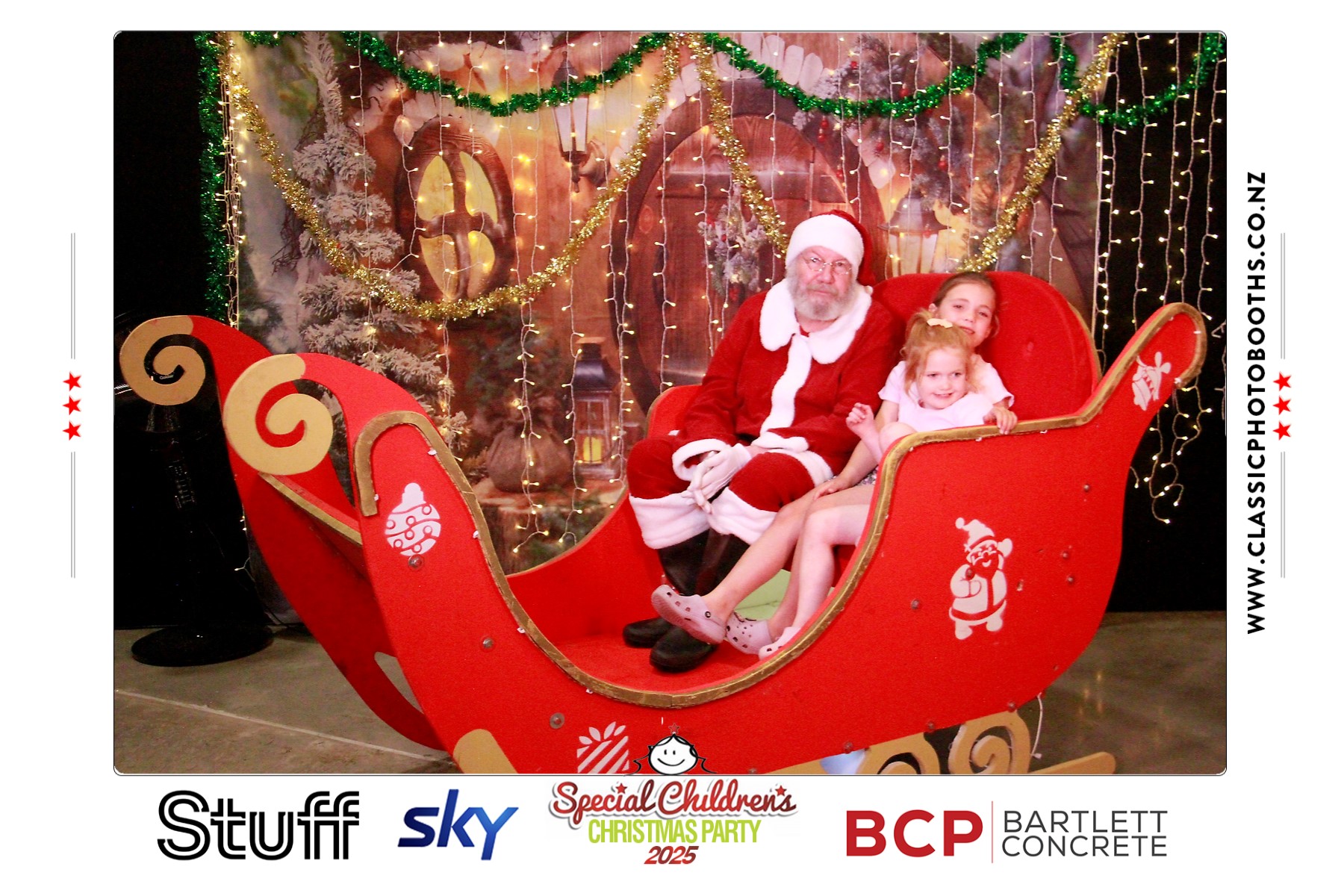 Photos with Santa - SCCP | View more photos from the event at chchgallery.classicphotobooths.co.nz/u/chchcpbgallery/Photos-with-Santa-SCCP