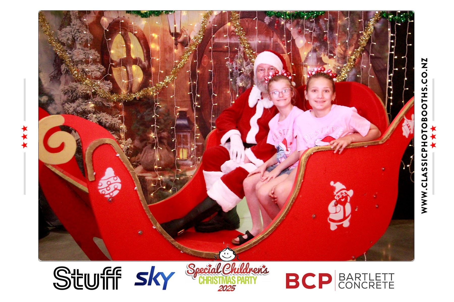 Photos with Santa - SCCP | View more photos from the event at chchgallery.classicphotobooths.co.nz/u/chchcpbgallery/Photos-with-Santa-SCCP