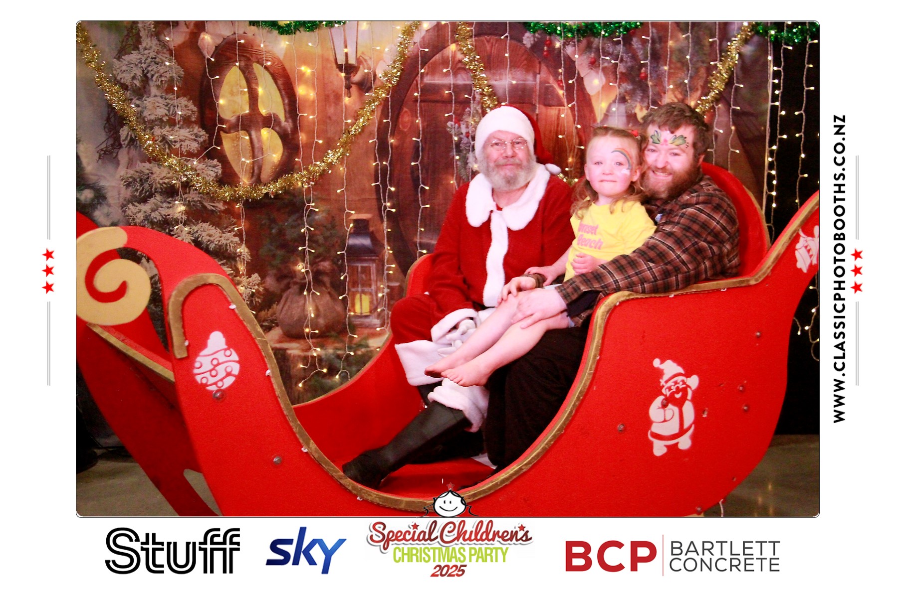 Photos with Santa - SCCP | View more photos from the event at chchgallery.classicphotobooths.co.nz/u/chchcpbgallery/Photos-with-Santa-SCCP