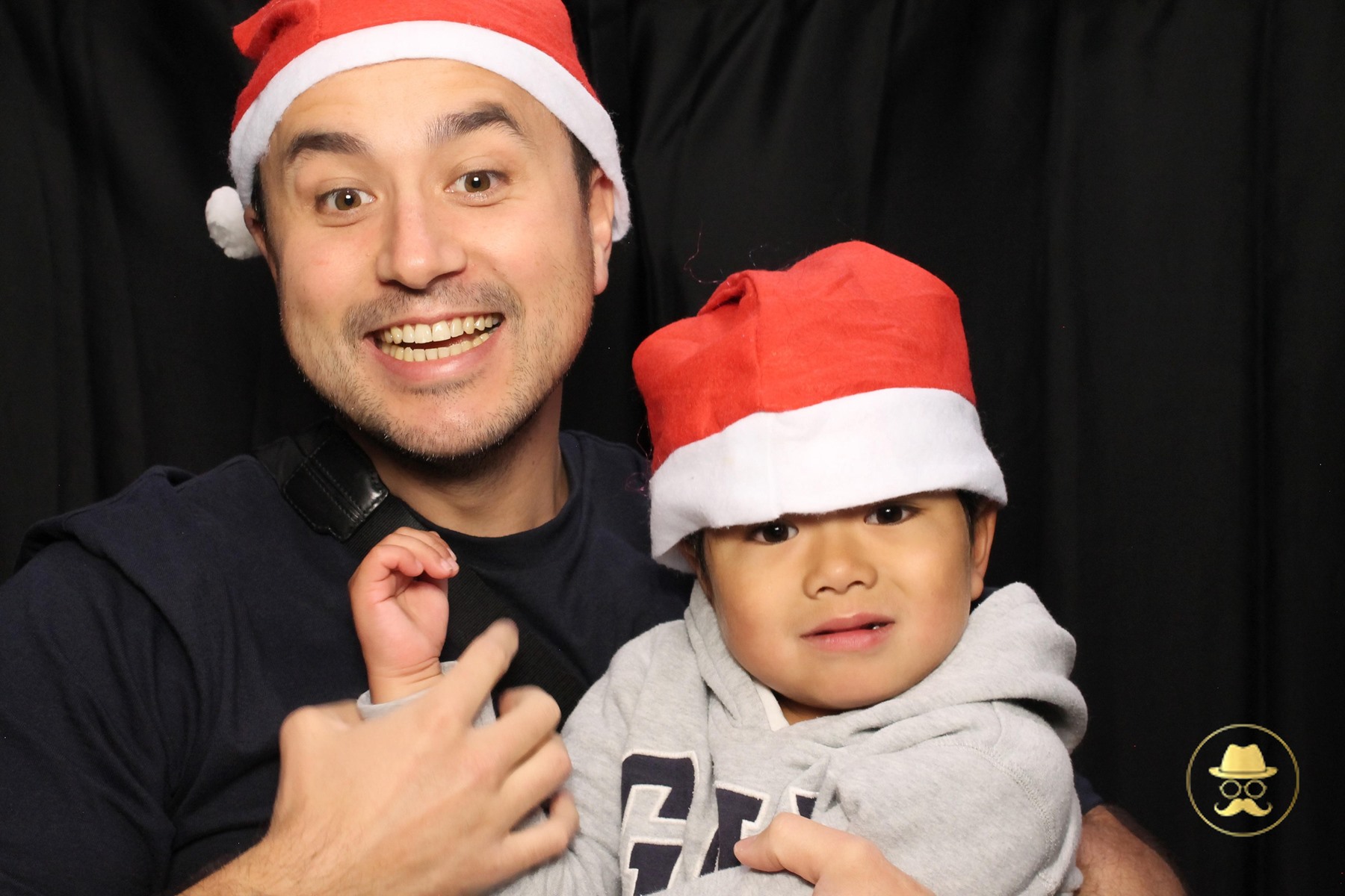 Special Children's Christmas Party | View more photos from the event at chchgallery.classicphotobooths.co.nz/u/chchcpbgallery/Special-Childrens-Christmas-Party-3