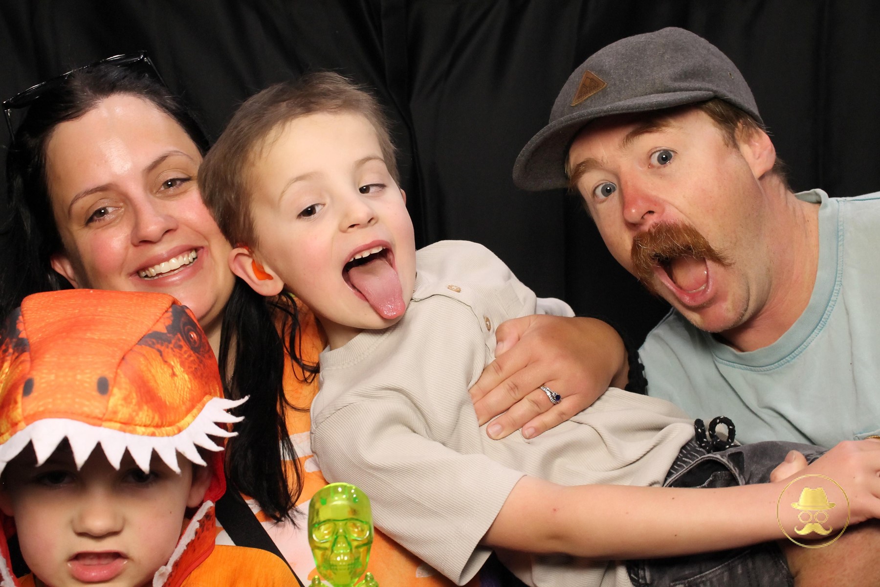 Special Children's Christmas Party | View more photos from the event at chchgallery.classicphotobooths.co.nz/u/chchcpbgallery/Special-Childrens-Christmas-Party-3