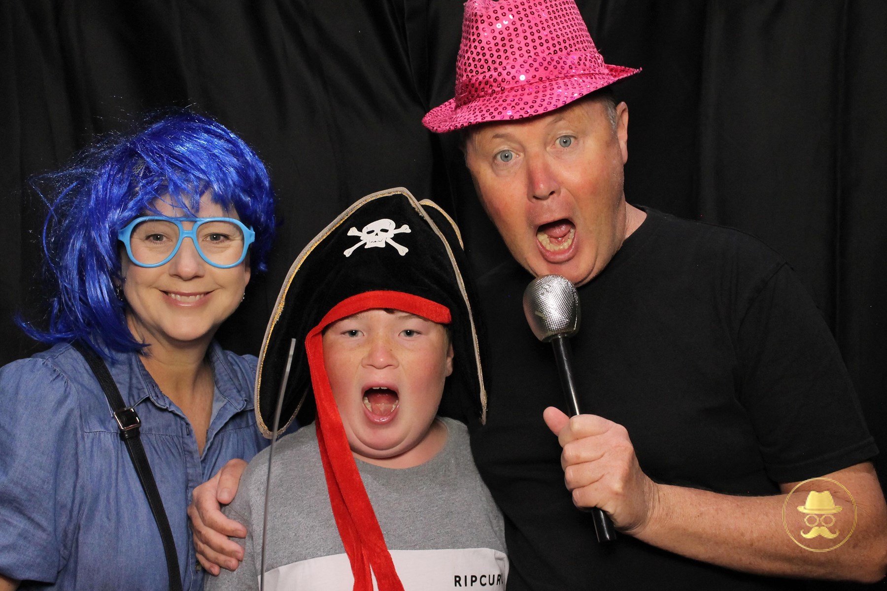 Special Children's Christmas Party | View more photos from the event at chchgallery.classicphotobooths.co.nz/u/chchcpbgallery/Special-Childrens-Christmas-Party-3