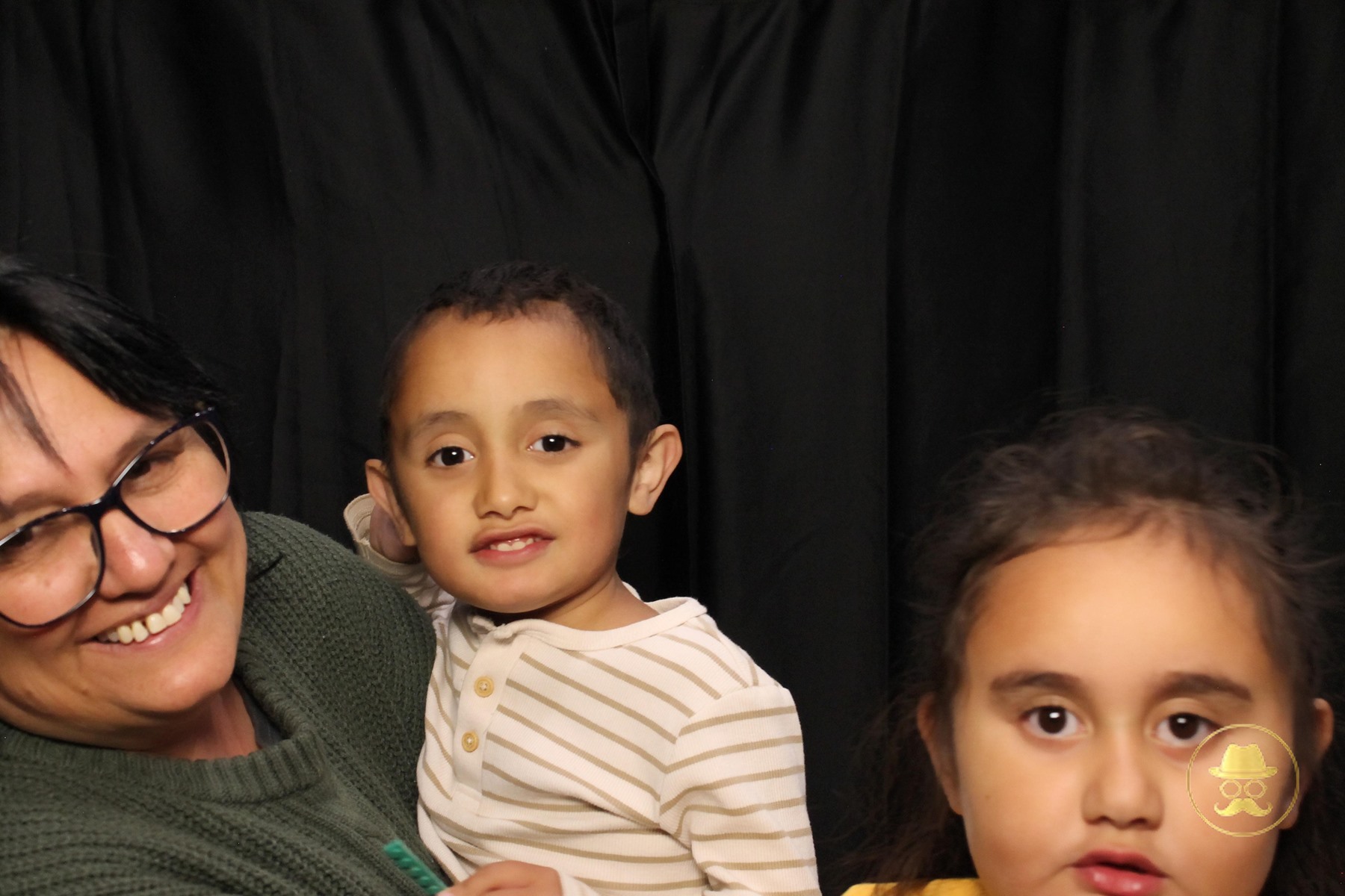 Special Children's Christmas Party | View more photos from the event at chchgallery.classicphotobooths.co.nz/u/chchcpbgallery/Special-Childrens-Christmas-Party-3