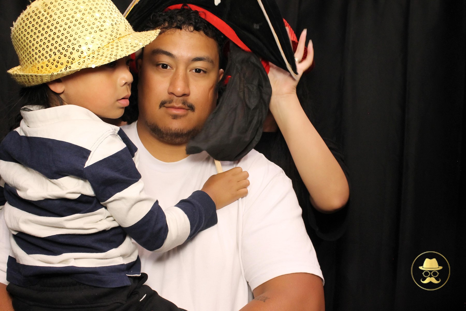 Special Children's Christmas Party | View more photos from the event at chchgallery.classicphotobooths.co.nz/u/chchcpbgallery/Special-Childrens-Christmas-Party-3