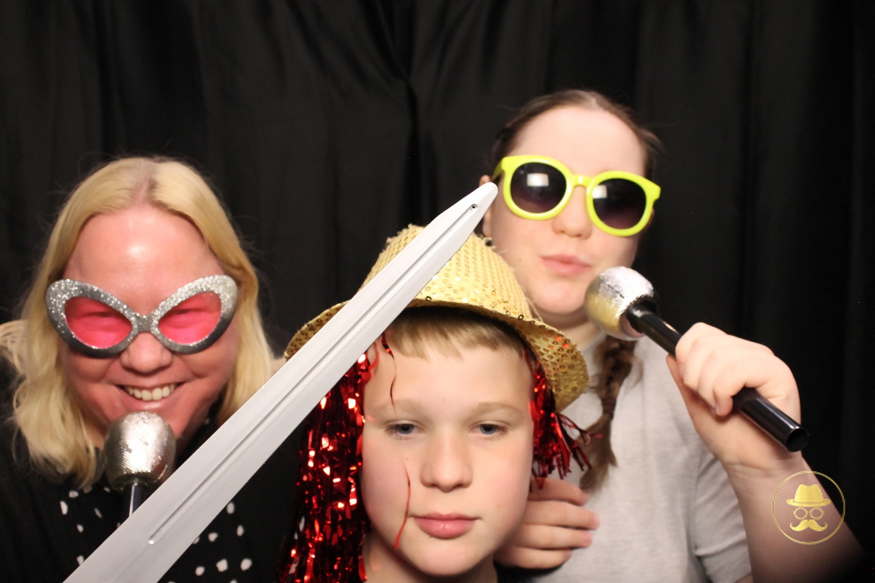 Special Children's Christmas Party | View more photos from the event at chchgallery.classicphotobooths.co.nz/u/chchcpbgallery/Special-Childrens-Christmas-Party-3