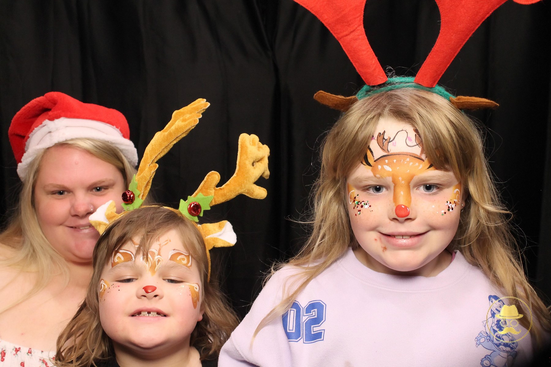 Special Children's Christmas Party | View more photos from the event at chchgallery.classicphotobooths.co.nz/u/chchcpbgallery/Special-Childrens-Christmas-Party-3