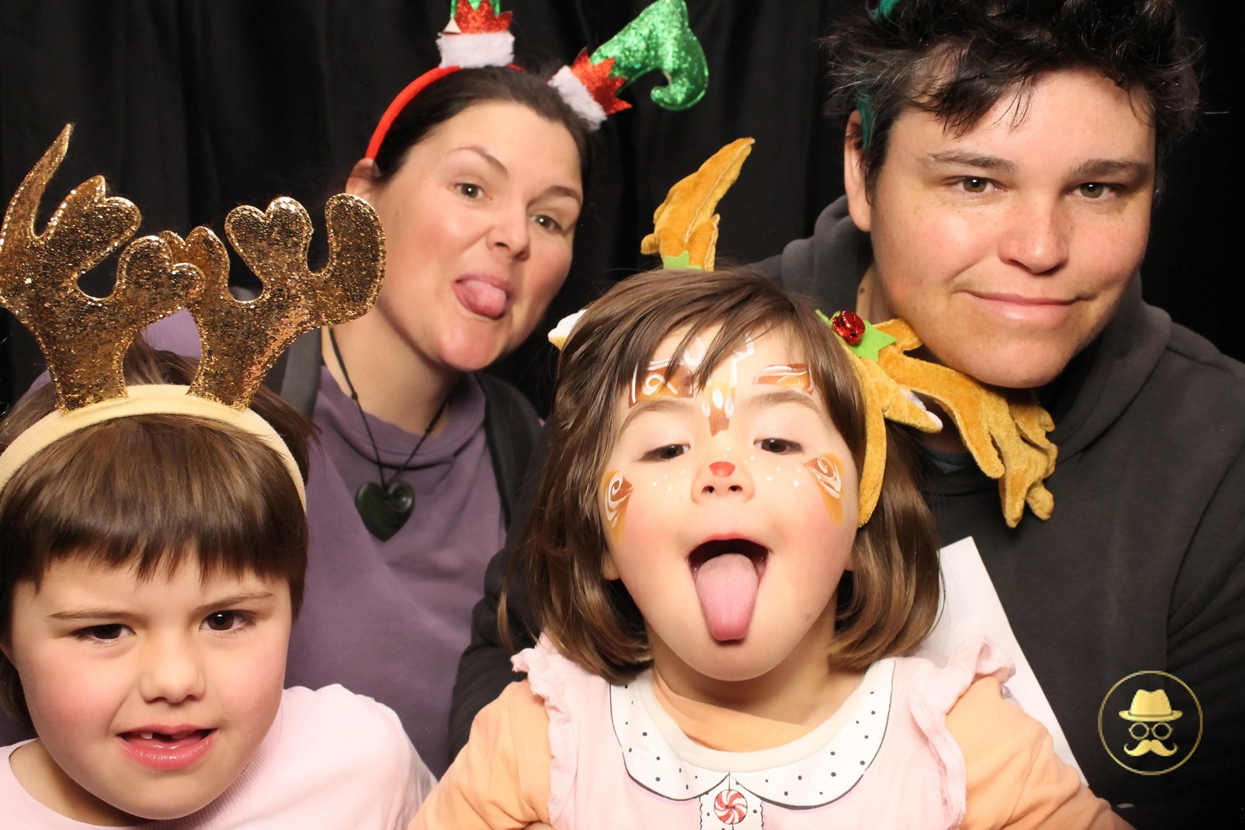 Special Children's Christmas Party | View more photos from the event at chchgallery.classicphotobooths.co.nz/u/chchcpbgallery/Special-Childrens-Christmas-Party-3