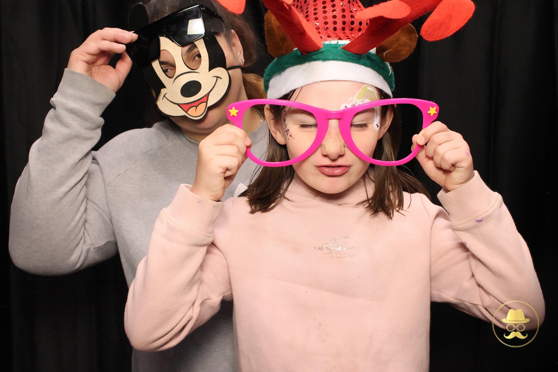 Special Children's Christmas Party | View more photos from the event at chchgallery.classicphotobooths.co.nz/u/chchcpbgallery/Special-Childrens-Christmas-Party-3