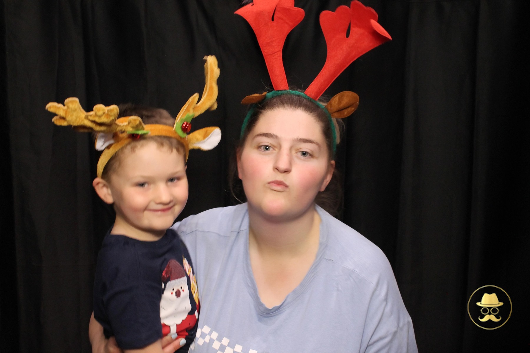 Special Children's Christmas Party | View more photos from the event at chchgallery.classicphotobooths.co.nz/u/chchcpbgallery/Special-Childrens-Christmas-Party-3