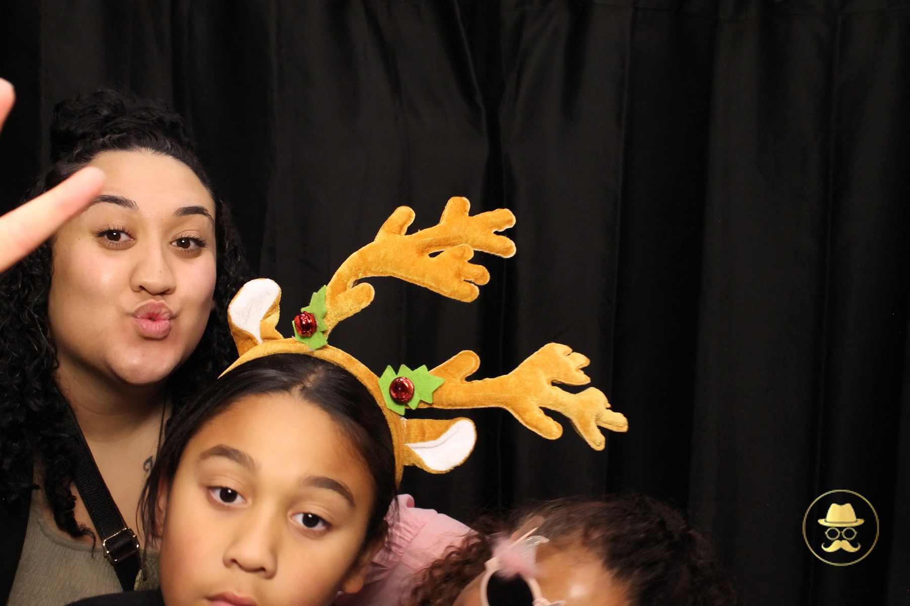 Special Children's Christmas Party | View more photos from the event at chchgallery.classicphotobooths.co.nz/u/chchcpbgallery/Special-Childrens-Christmas-Party-3