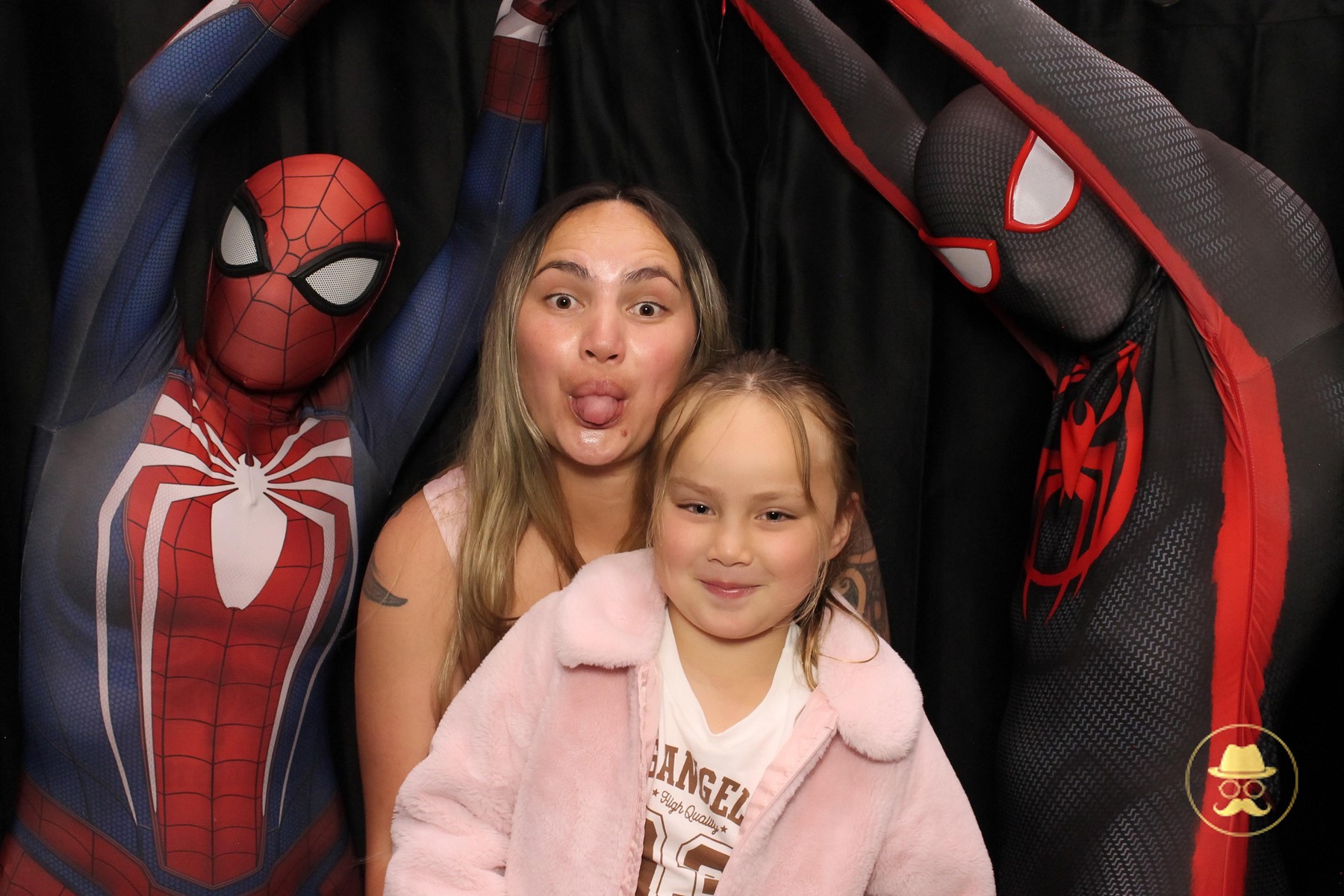 Special Children's Christmas Party | View more photos from the event at chchgallery.classicphotobooths.co.nz/u/chchcpbgallery/Special-Childrens-Christmas-Party-3