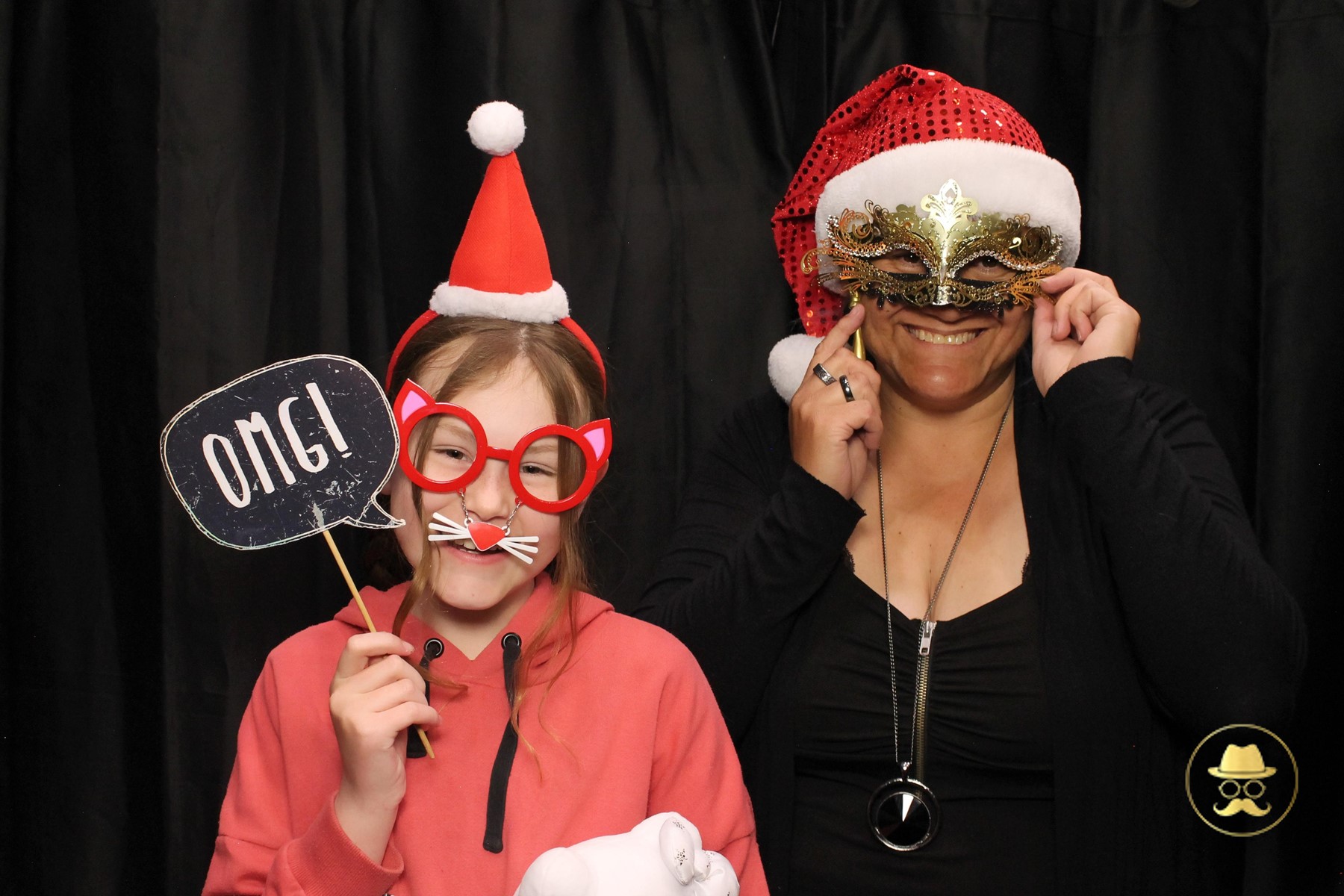 Special Children's Christmas Party | View more photos from the event at chchgallery.classicphotobooths.co.nz/u/chchcpbgallery/Special-Childrens-Christmas-Party-3