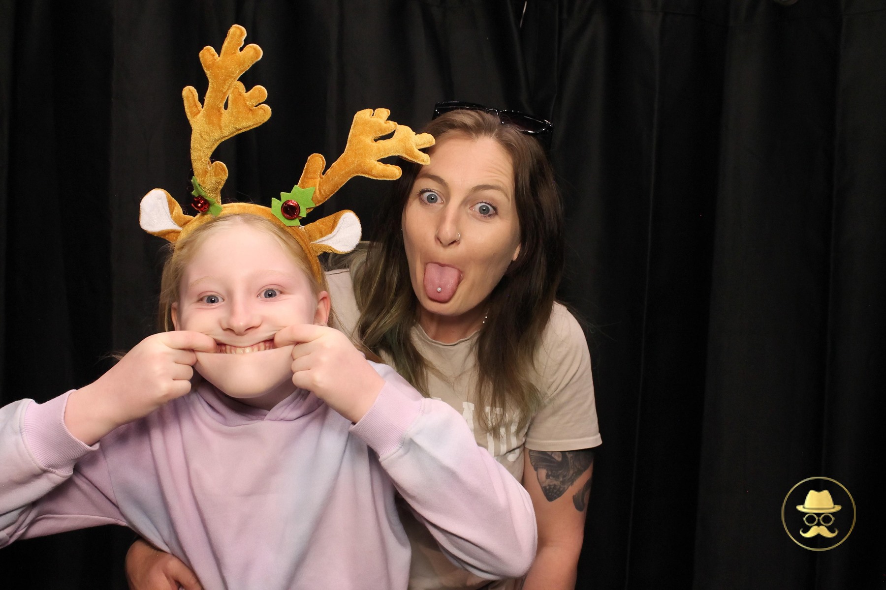 Special Children's Christmas Party | View more photos from the event at chchgallery.classicphotobooths.co.nz/u/chchcpbgallery/Special-Childrens-Christmas-Party-3