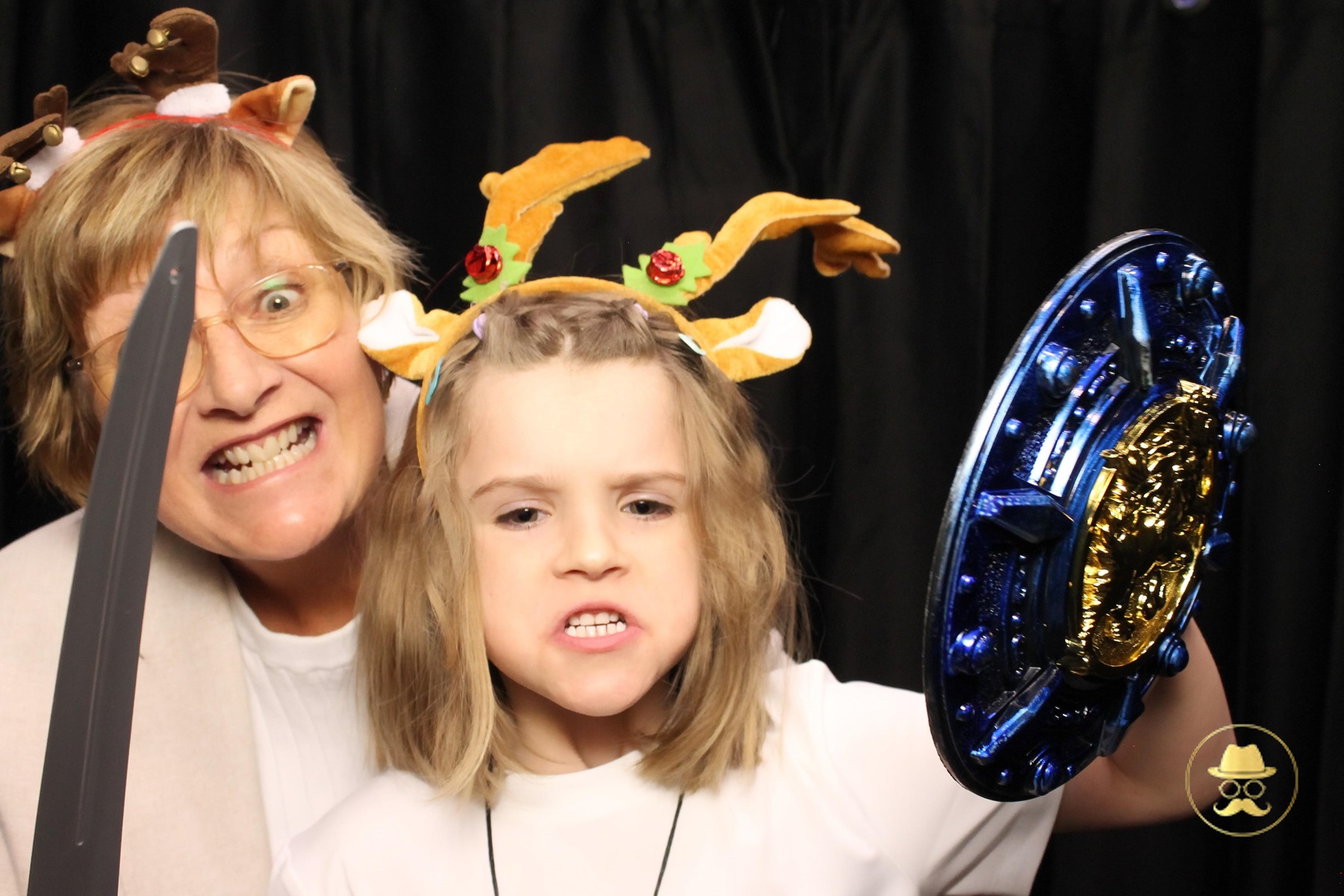 Special Children's Christmas Party | View more photos from the event at chchgallery.classicphotobooths.co.nz/u/chchcpbgallery/Special-Childrens-Christmas-Party-3