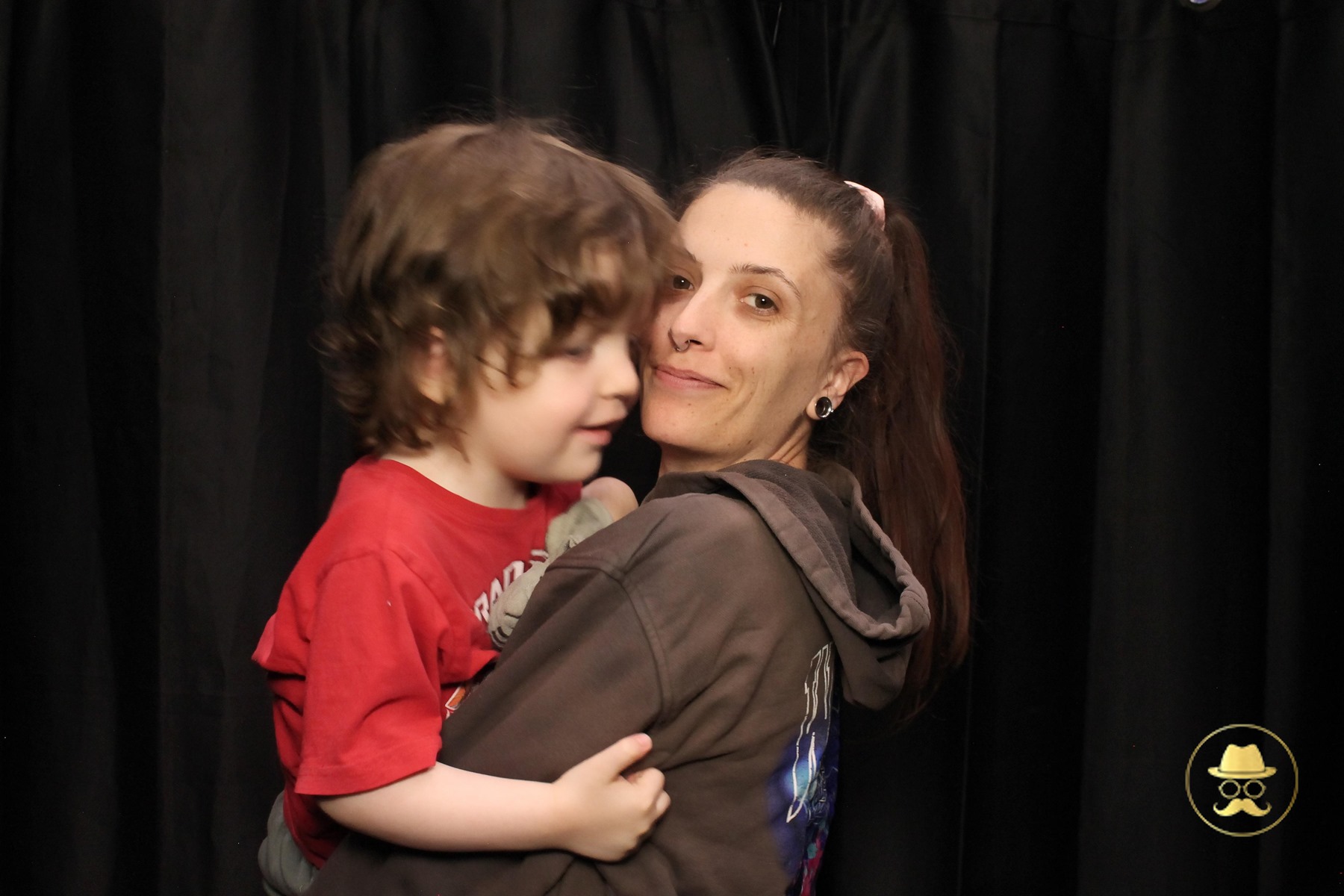 Special Children's Christmas Party | View more photos from the event at chchgallery.classicphotobooths.co.nz/u/chchcpbgallery/Special-Childrens-Christmas-Party-3