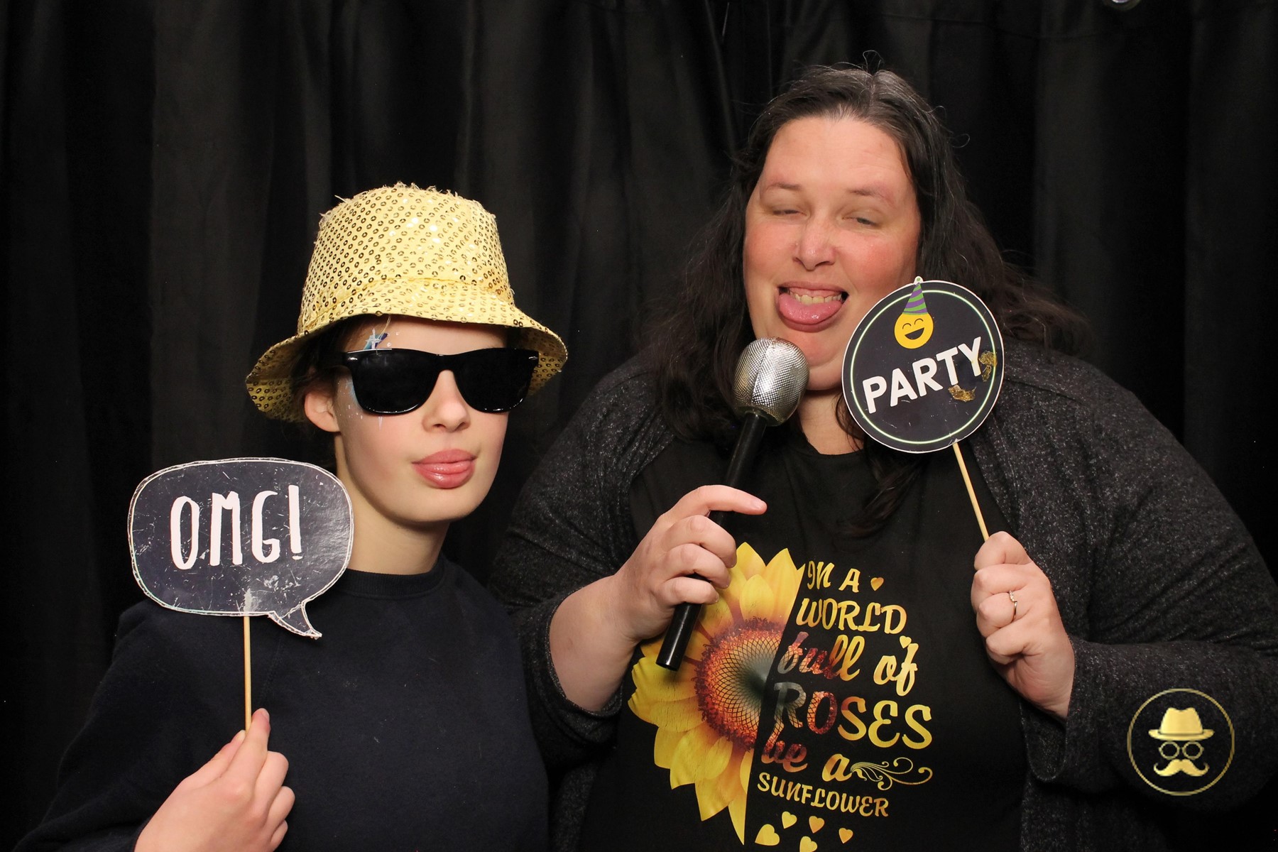 Special Children's Christmas Party | View more photos from the event at chchgallery.classicphotobooths.co.nz/u/chchcpbgallery/Special-Childrens-Christmas-Party-3