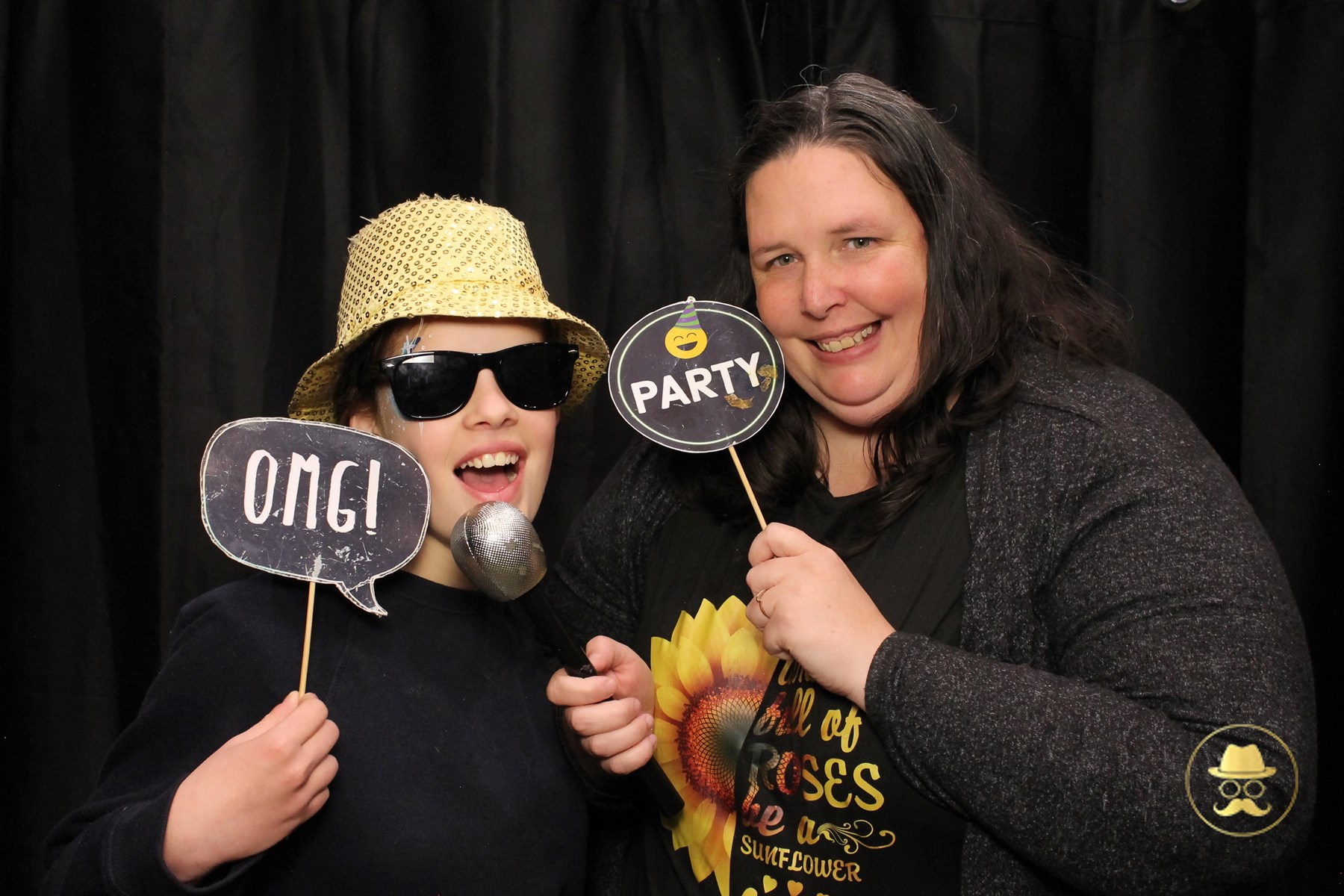 Special Children's Christmas Party | View more photos from the event at chchgallery.classicphotobooths.co.nz/u/chchcpbgallery/Special-Childrens-Christmas-Party-3