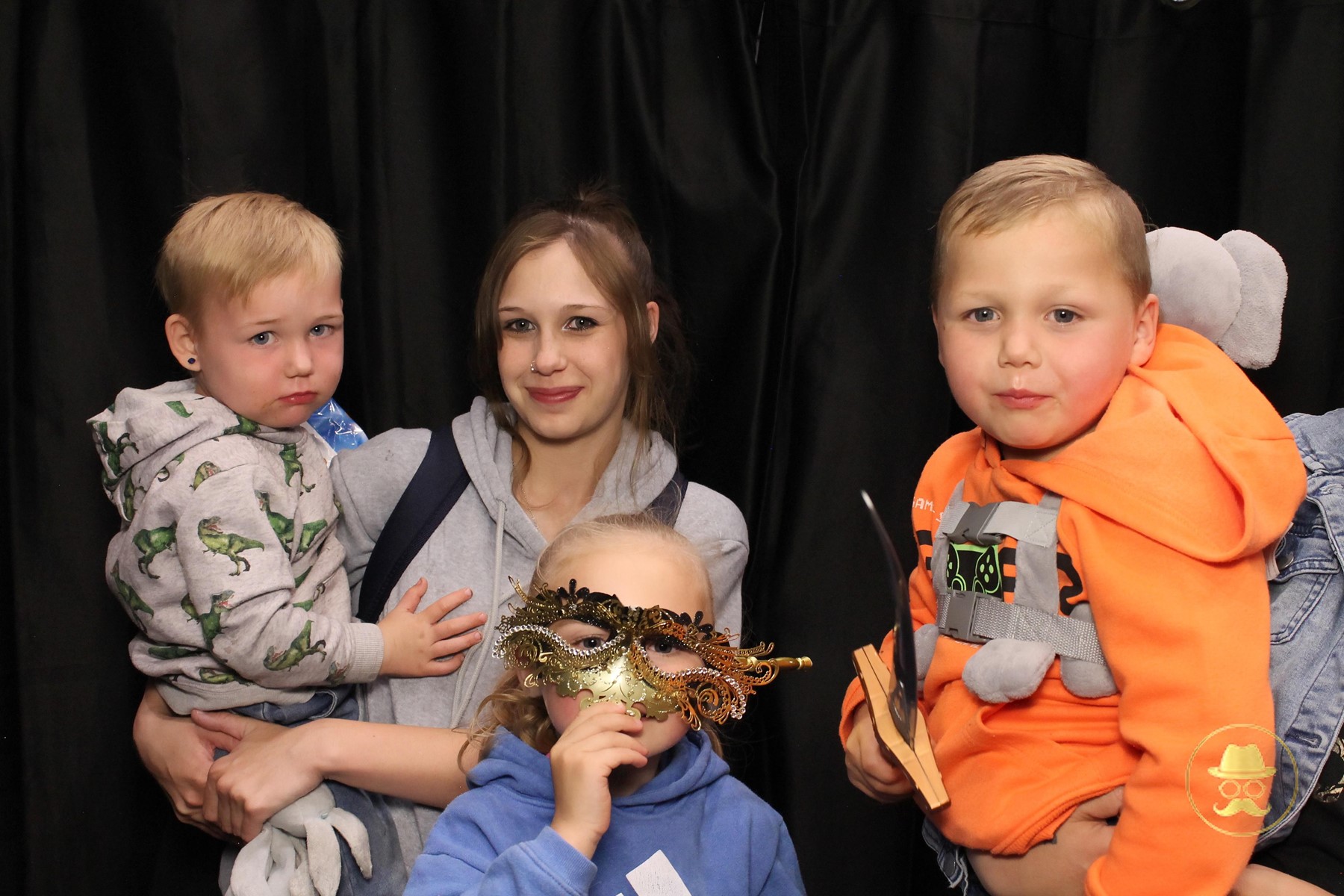 Special Children's Christmas Party | View more photos from the event at chchgallery.classicphotobooths.co.nz/u/chchcpbgallery/Special-Childrens-Christmas-Party-3