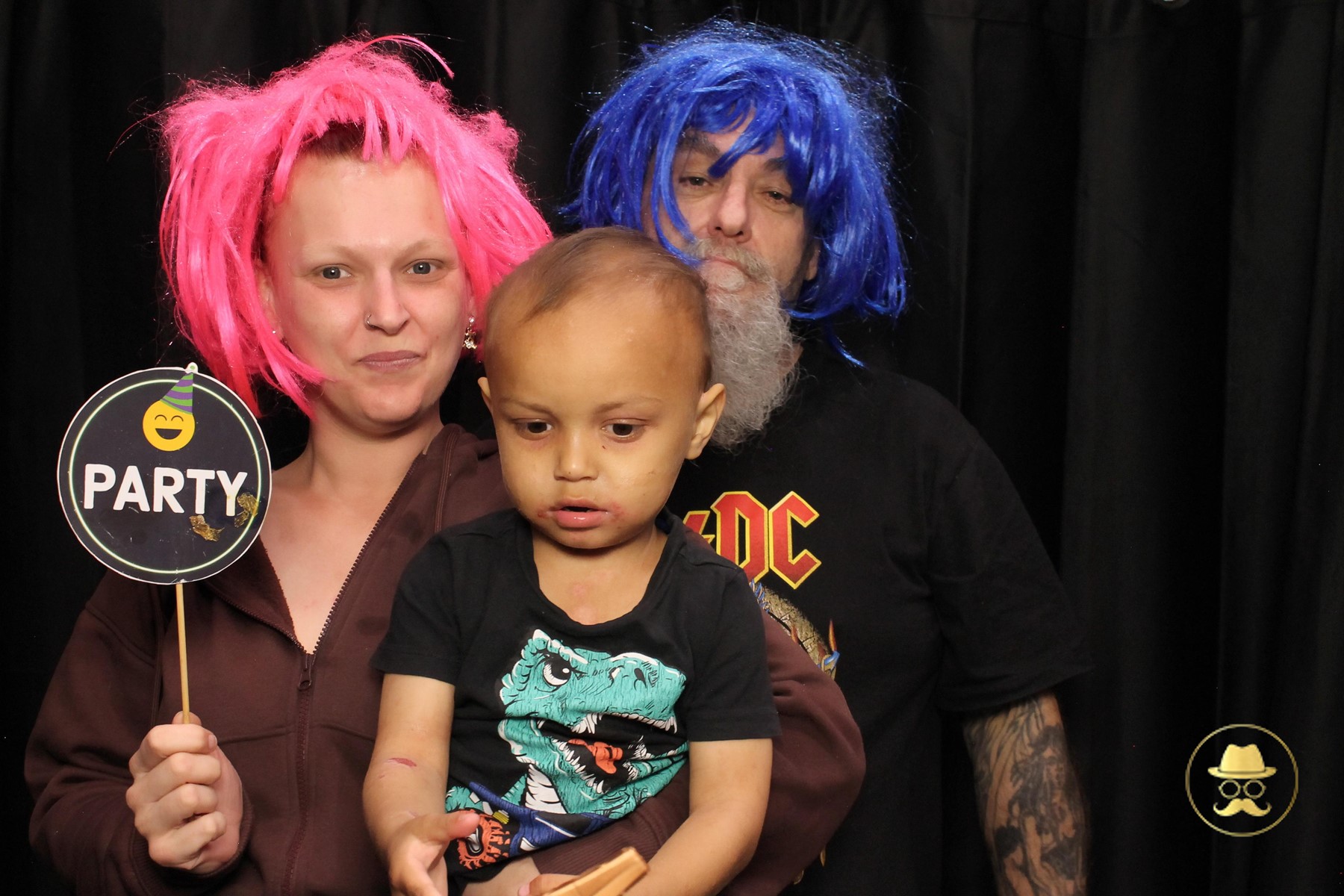 Special Children's Christmas Party | View more photos from the event at chchgallery.classicphotobooths.co.nz/u/chchcpbgallery/Special-Childrens-Christmas-Party-3