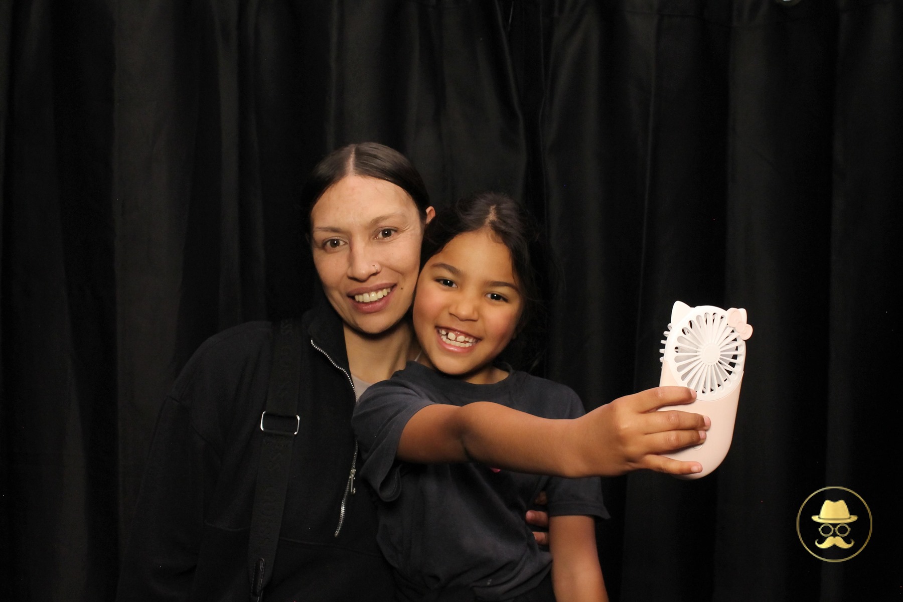 Special Children's Christmas Party | View more photos from the event at chchgallery.classicphotobooths.co.nz/u/chchcpbgallery/Special-Childrens-Christmas-Party-3