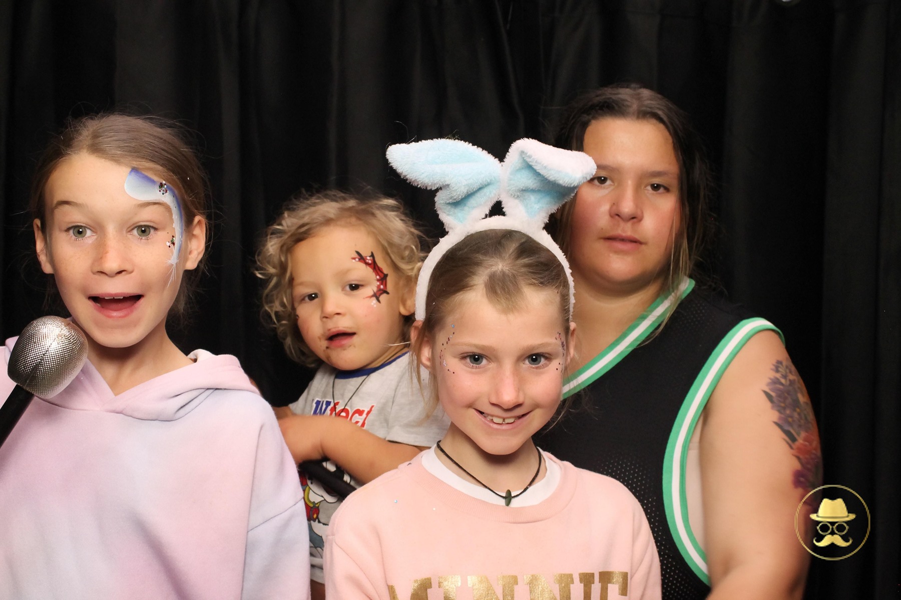 Special Children's Christmas Party | View more photos from the event at chchgallery.classicphotobooths.co.nz/u/chchcpbgallery/Special-Childrens-Christmas-Party-3