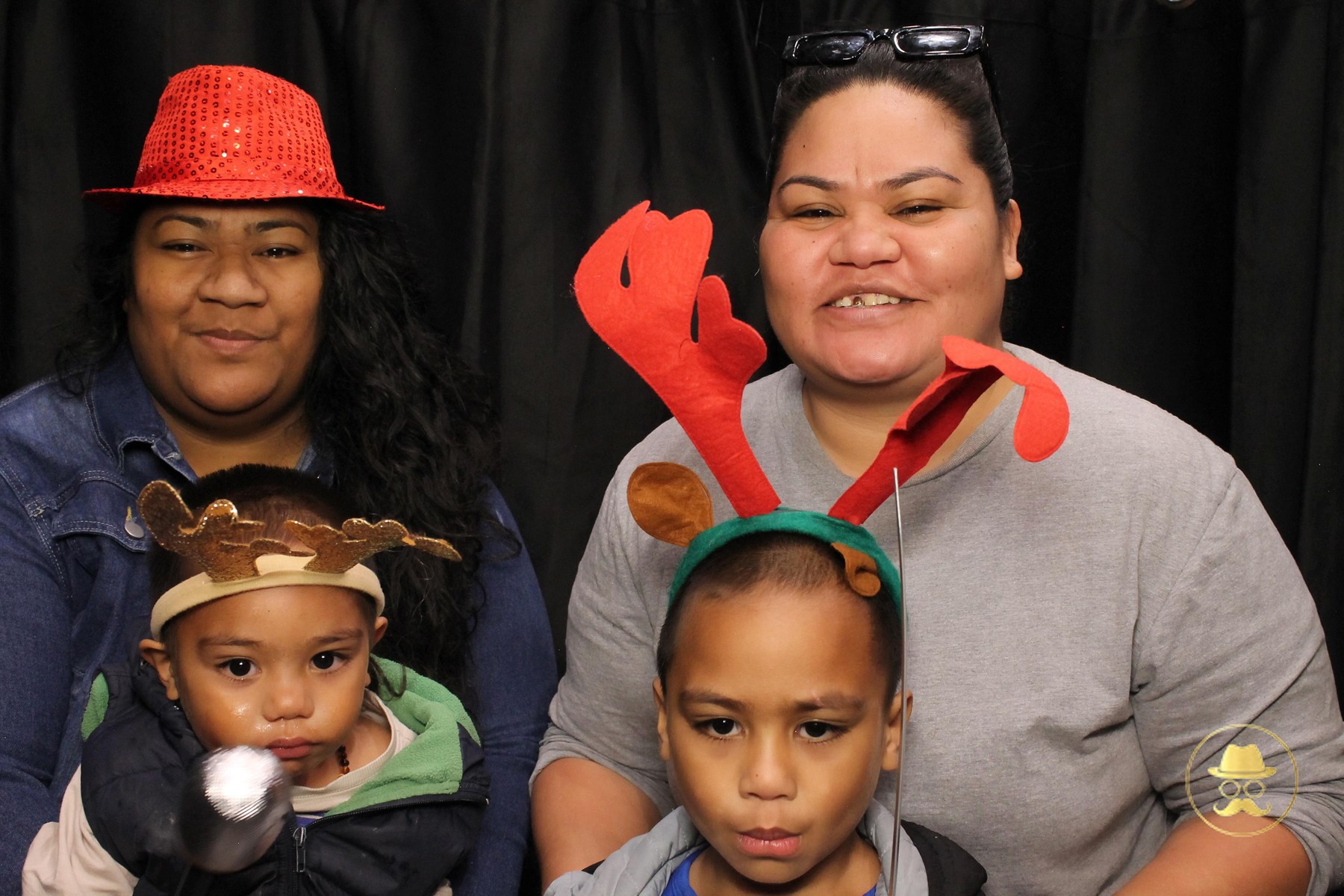 Special Children's Christmas Party | View more photos from the event at chchgallery.classicphotobooths.co.nz/u/chchcpbgallery/Special-Childrens-Christmas-Party-3