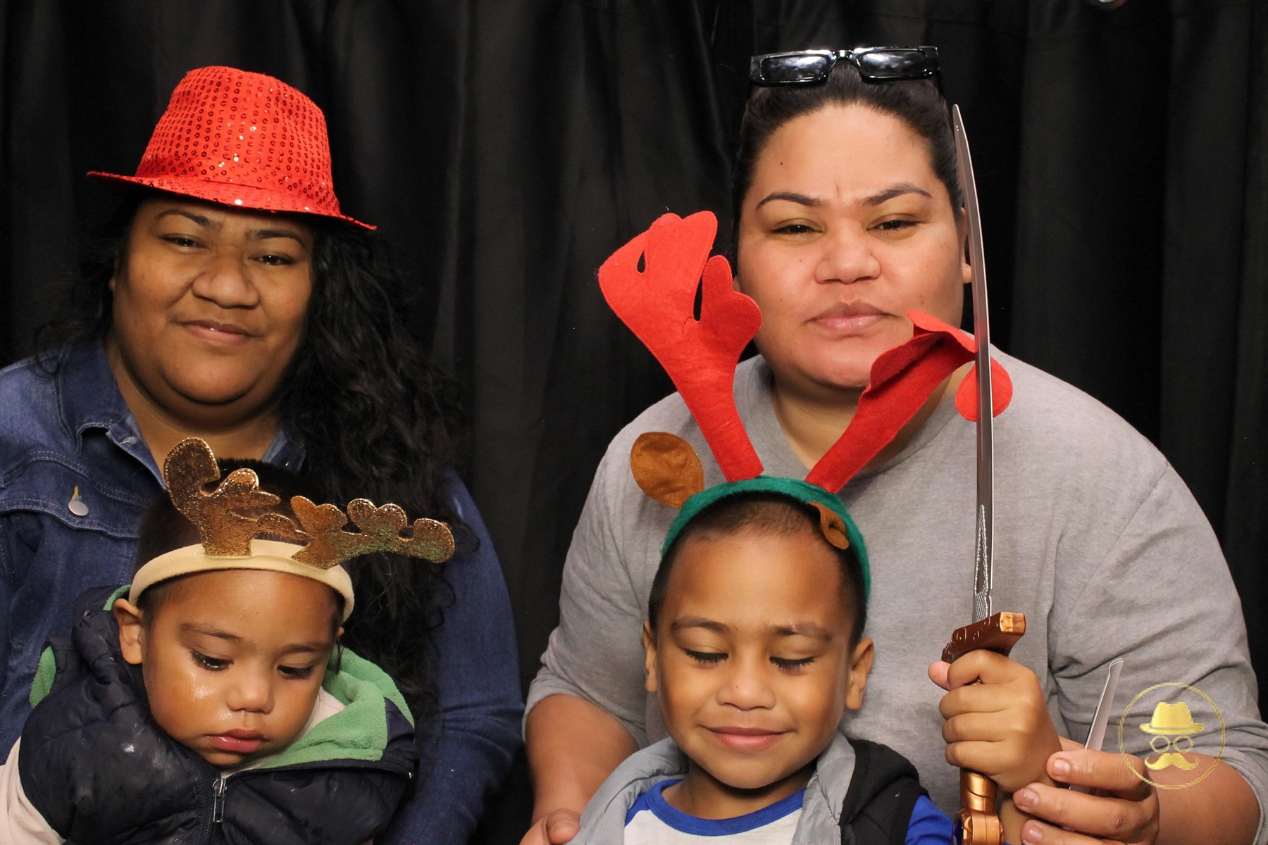 Special Children's Christmas Party | View more photos from the event at chchgallery.classicphotobooths.co.nz/u/chchcpbgallery/Special-Childrens-Christmas-Party-3