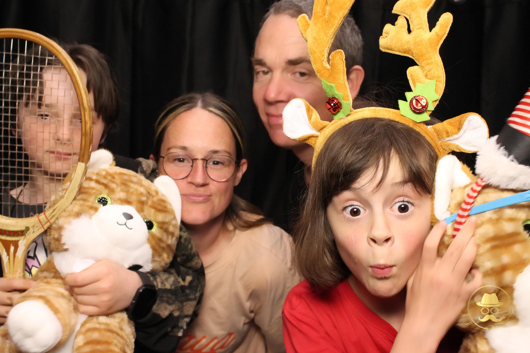 Special Children's Christmas Party | View more photos from the event at chchgallery.classicphotobooths.co.nz/u/chchcpbgallery/Special-Childrens-Christmas-Party-3