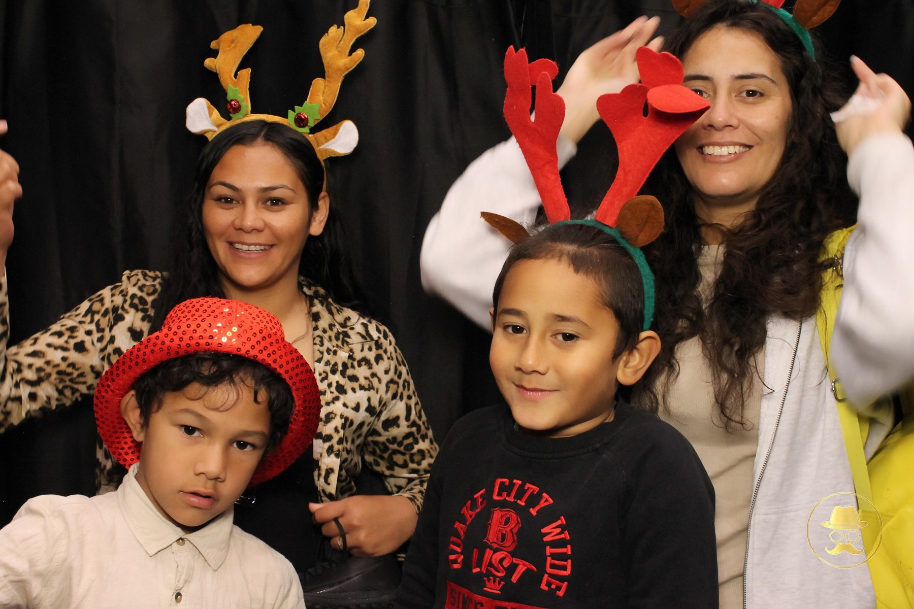 Special Children's Christmas Party | View more photos from the event at chchgallery.classicphotobooths.co.nz/u/chchcpbgallery/Special-Childrens-Christmas-Party-3