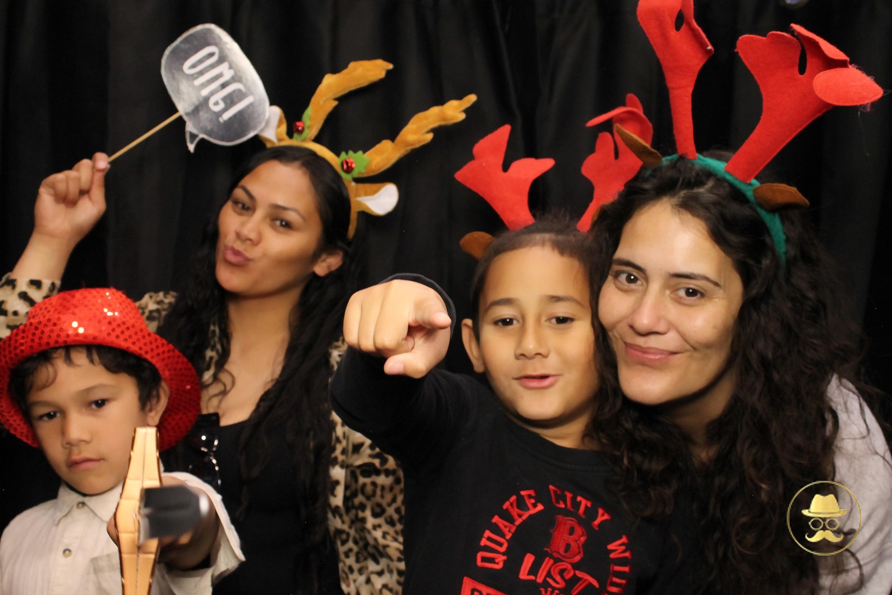 Special Children's Christmas Party | View more photos from the event at chchgallery.classicphotobooths.co.nz/u/chchcpbgallery/Special-Childrens-Christmas-Party-3