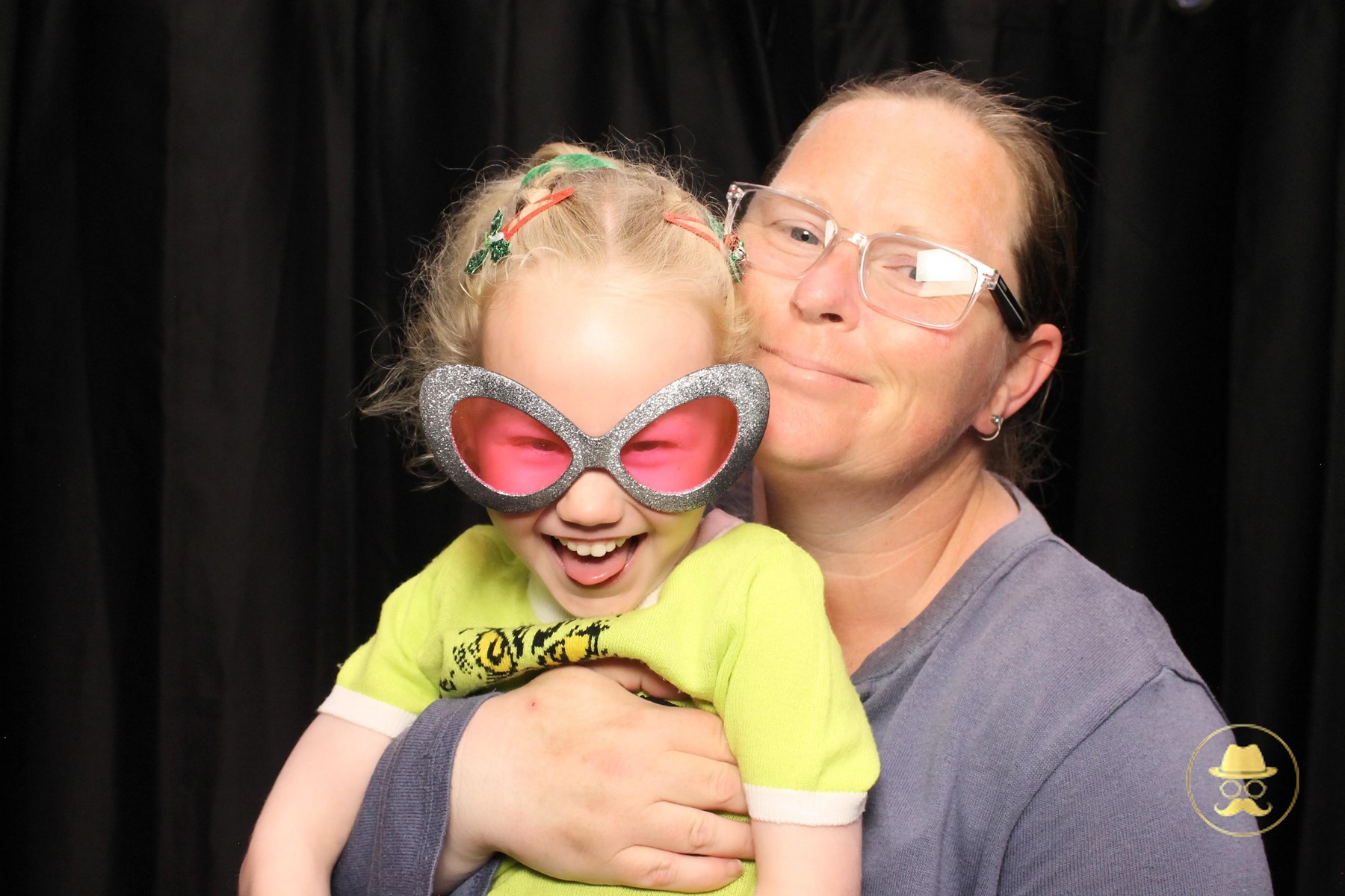 Special Children's Christmas Party | View more photos from the event at chchgallery.classicphotobooths.co.nz/u/chchcpbgallery/Special-Childrens-Christmas-Party-3