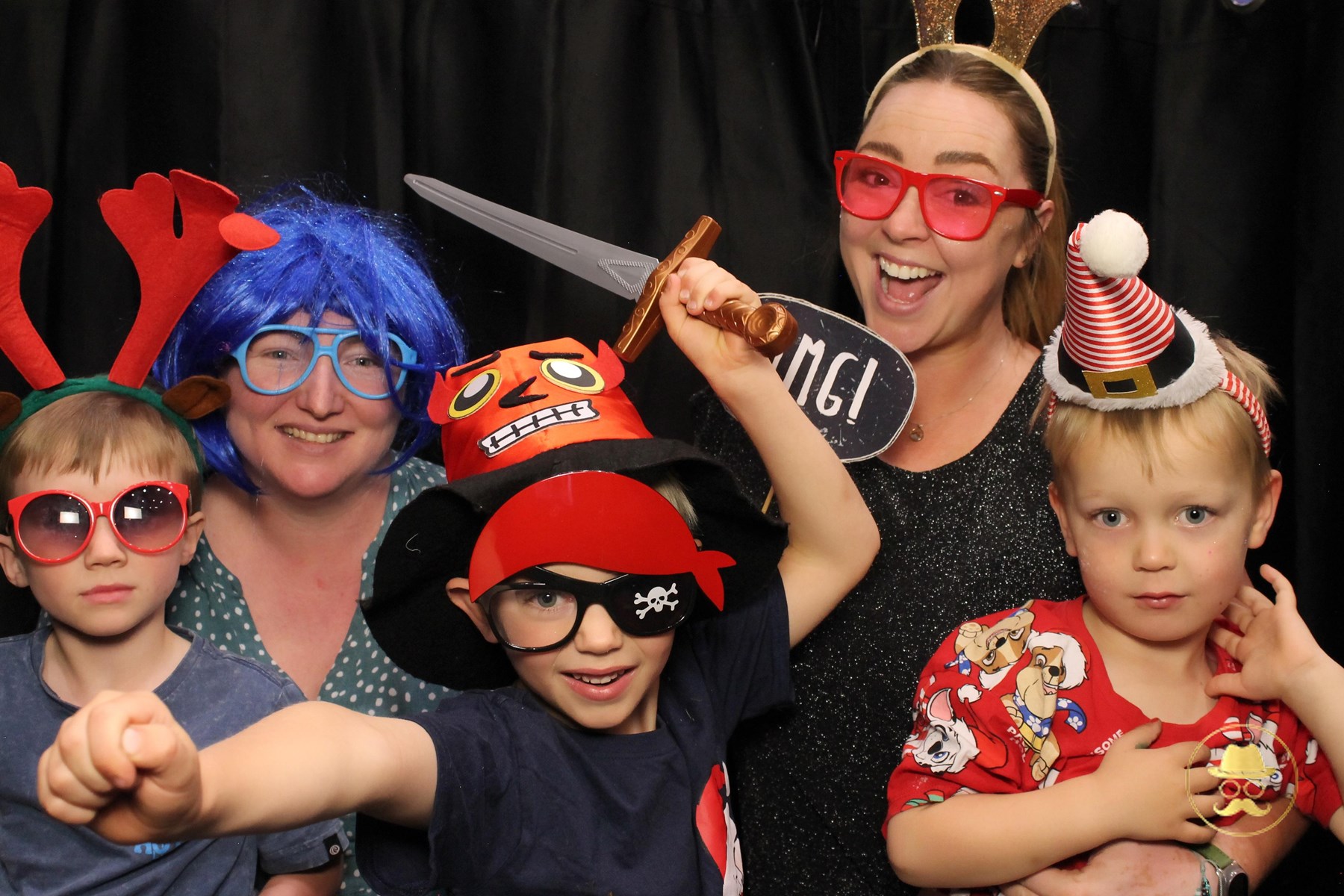 Special Children's Christmas Party | View more photos from the event at chchgallery.classicphotobooths.co.nz/u/chchcpbgallery/Special-Childrens-Christmas-Party-3