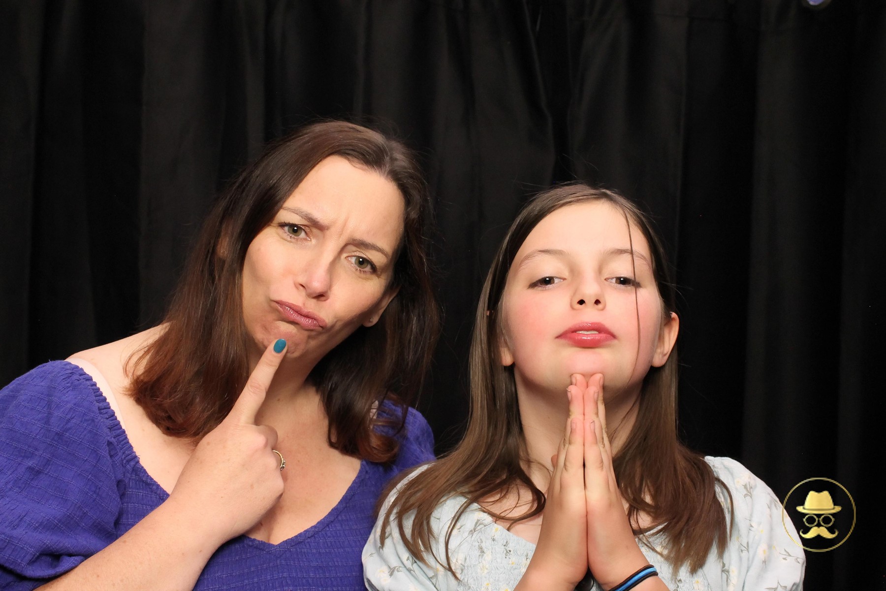 Special Children's Christmas Party | View more photos from the event at chchgallery.classicphotobooths.co.nz/u/chchcpbgallery/Special-Childrens-Christmas-Party-3