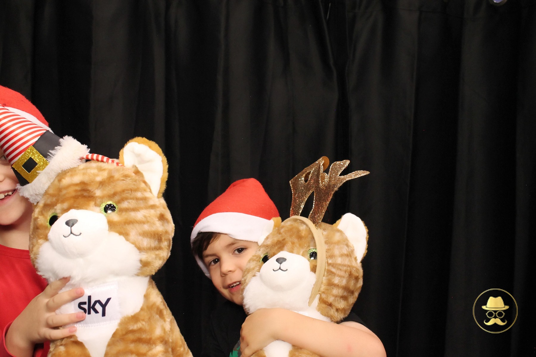 Special Children's Christmas Party | View more photos from the event at chchgallery.classicphotobooths.co.nz/u/chchcpbgallery/Special-Childrens-Christmas-Party-3