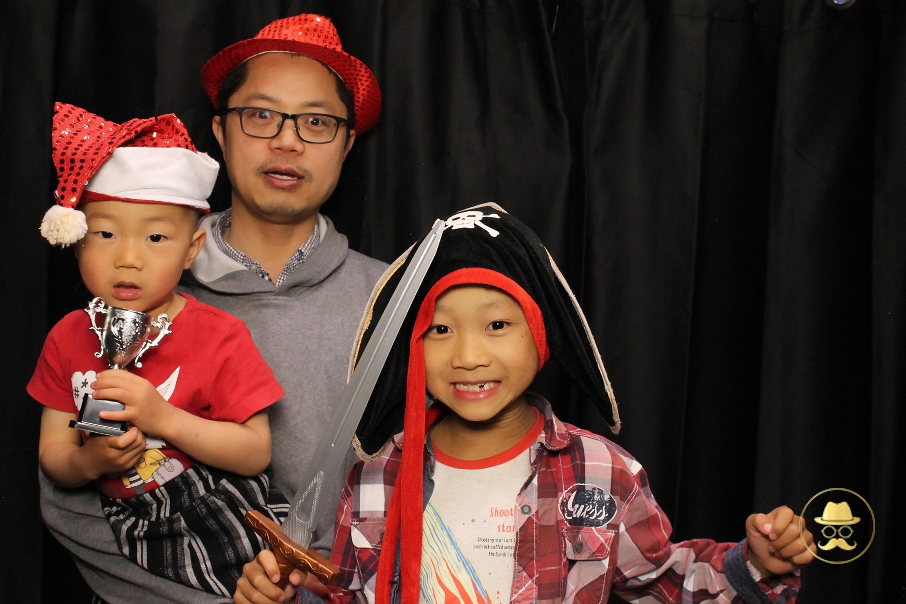 Special Children's Christmas Party | View more photos from the event at chchgallery.classicphotobooths.co.nz/u/chchcpbgallery/Special-Childrens-Christmas-Party-3