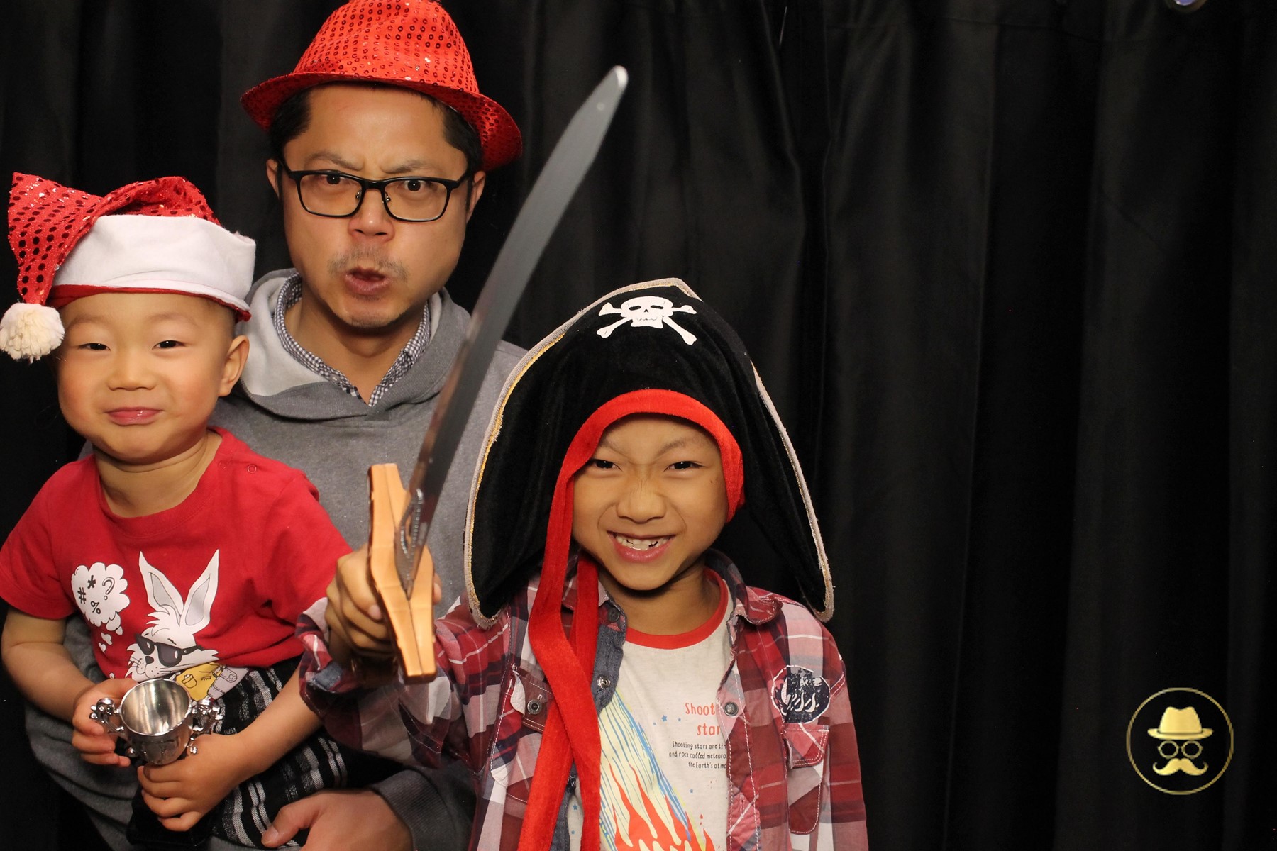 Special Children's Christmas Party | View more photos from the event at chchgallery.classicphotobooths.co.nz/u/chchcpbgallery/Special-Childrens-Christmas-Party-3