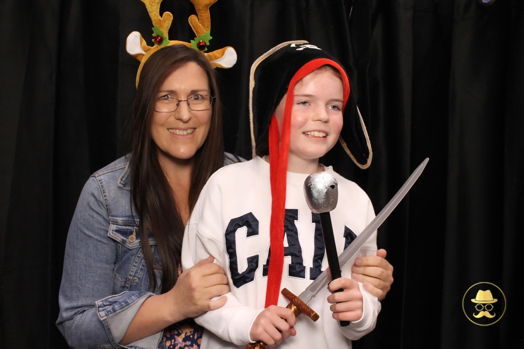 Special Children's Christmas Party | View more photos from the event at chchgallery.classicphotobooths.co.nz/u/chchcpbgallery/Special-Childrens-Christmas-Party-3