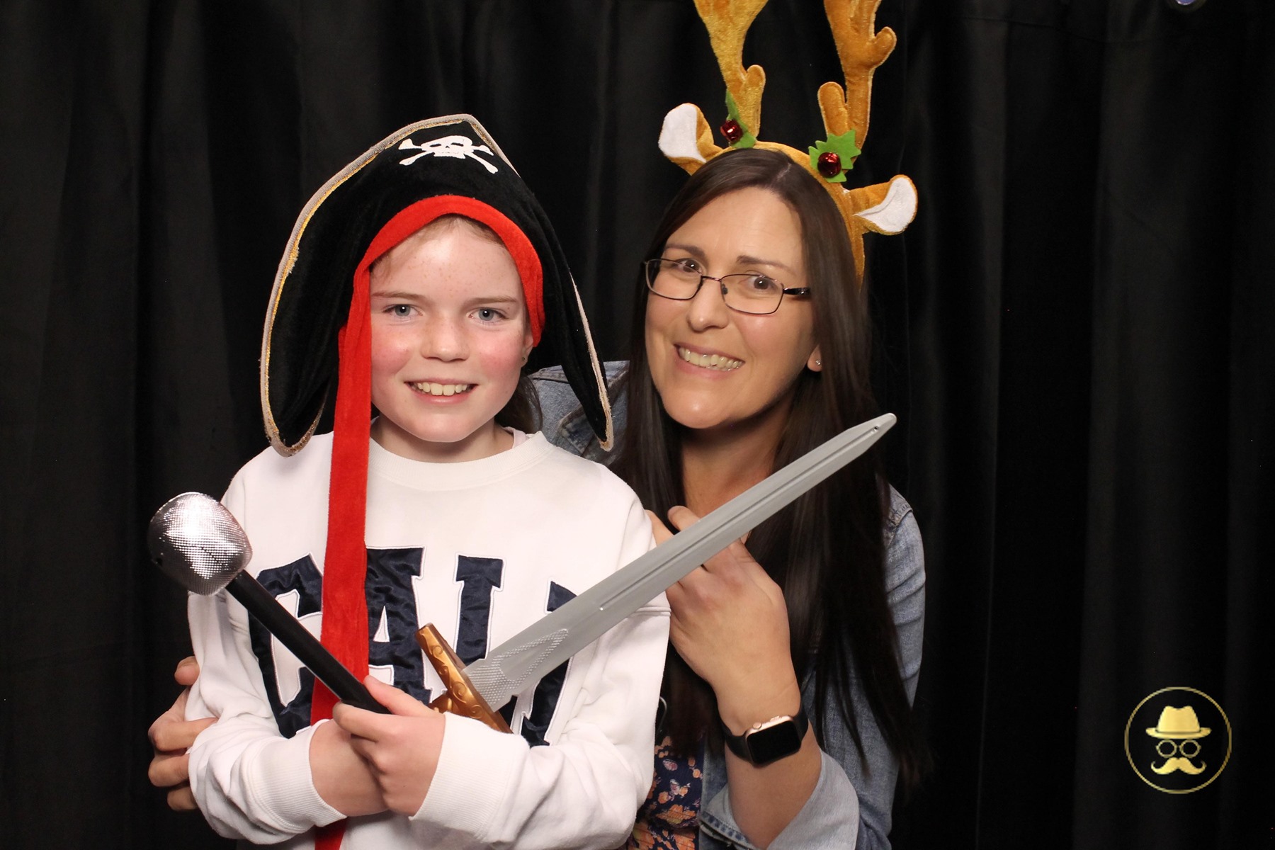 Special Children's Christmas Party | View more photos from the event at chchgallery.classicphotobooths.co.nz/u/chchcpbgallery/Special-Childrens-Christmas-Party-3