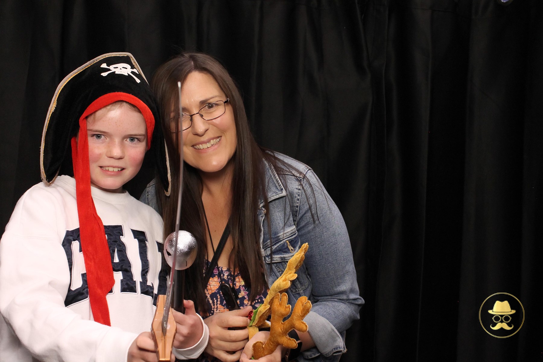 Special Children's Christmas Party | View more photos from the event at chchgallery.classicphotobooths.co.nz/u/chchcpbgallery/Special-Childrens-Christmas-Party-3