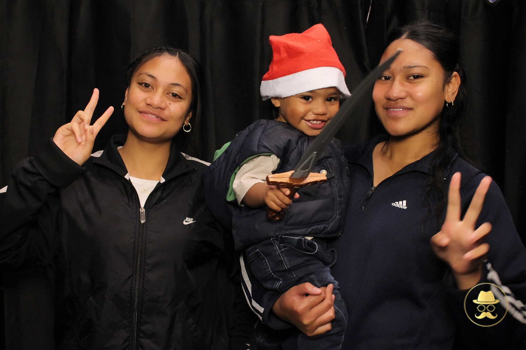 Special Children's Christmas Party | View more photos from the event at chchgallery.classicphotobooths.co.nz/u/chchcpbgallery/Special-Childrens-Christmas-Party-3