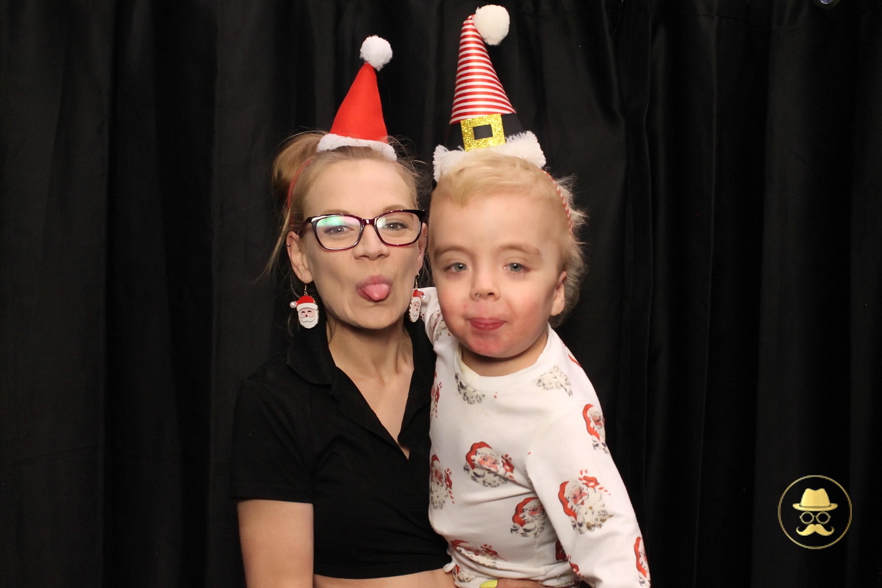 Special Children's Christmas Party | View more photos from the event at chchgallery.classicphotobooths.co.nz/u/chchcpbgallery/Special-Childrens-Christmas-Party-3