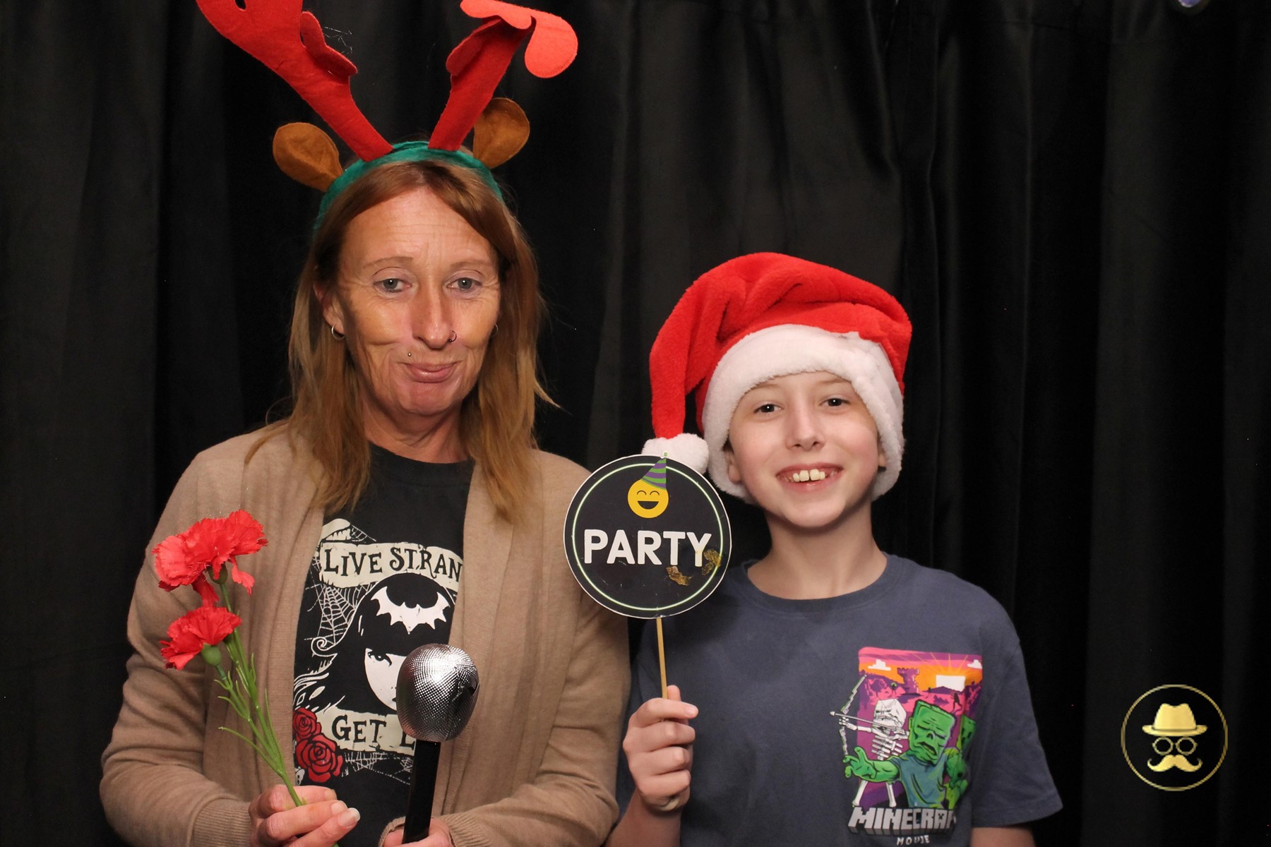 Special Children's Christmas Party | View more photos from the event at chchgallery.classicphotobooths.co.nz/u/chchcpbgallery/Special-Childrens-Christmas-Party-3