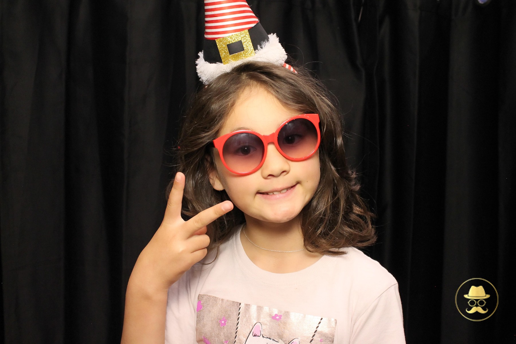 Special Children's Christmas Party | View more photos from the event at chchgallery.classicphotobooths.co.nz/u/chchcpbgallery/Special-Childrens-Christmas-Party-3