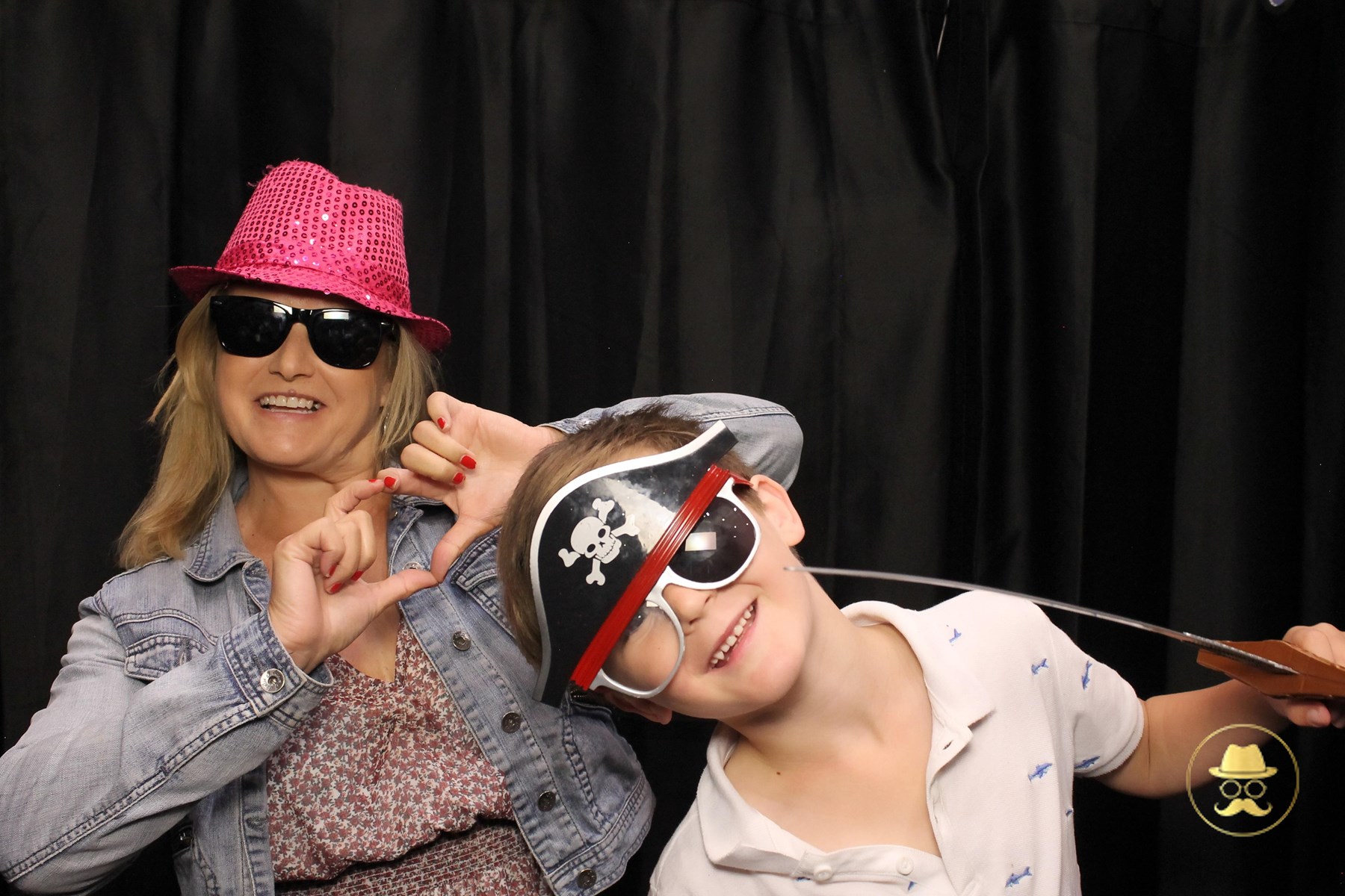 Special Children's Christmas Party | View more photos from the event at chchgallery.classicphotobooths.co.nz/u/chchcpbgallery/Special-Childrens-Christmas-Party-3