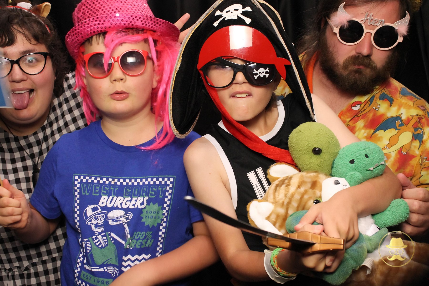 Special Children's Christmas Party | View more photos from the event at chchgallery.classicphotobooths.co.nz/u/chchcpbgallery/Special-Childrens-Christmas-Party-3